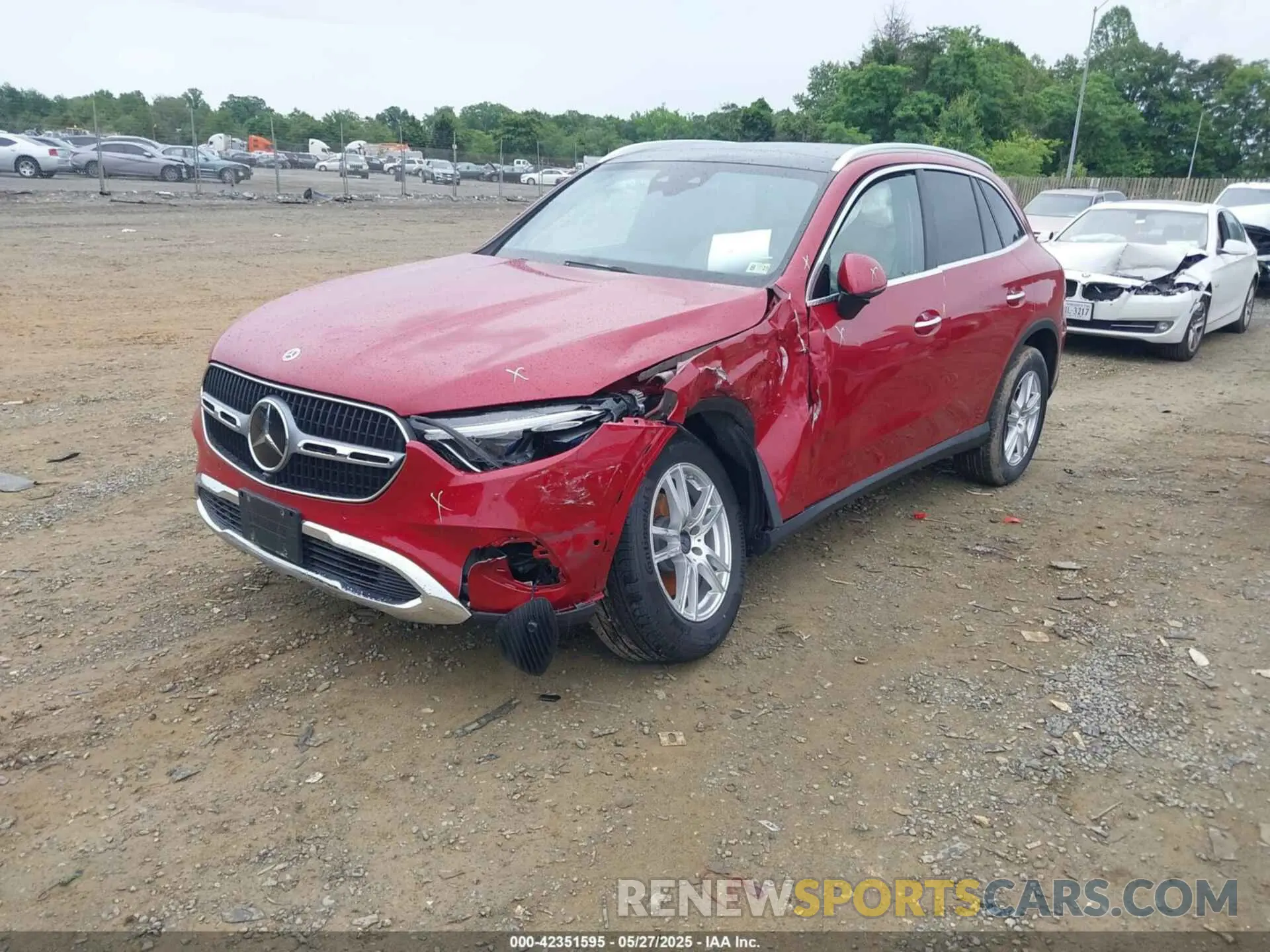 2 fotografías del automóvil dañado W1NKM4HB9SF239050 MERCEDES-BENZ GLC 300 2025