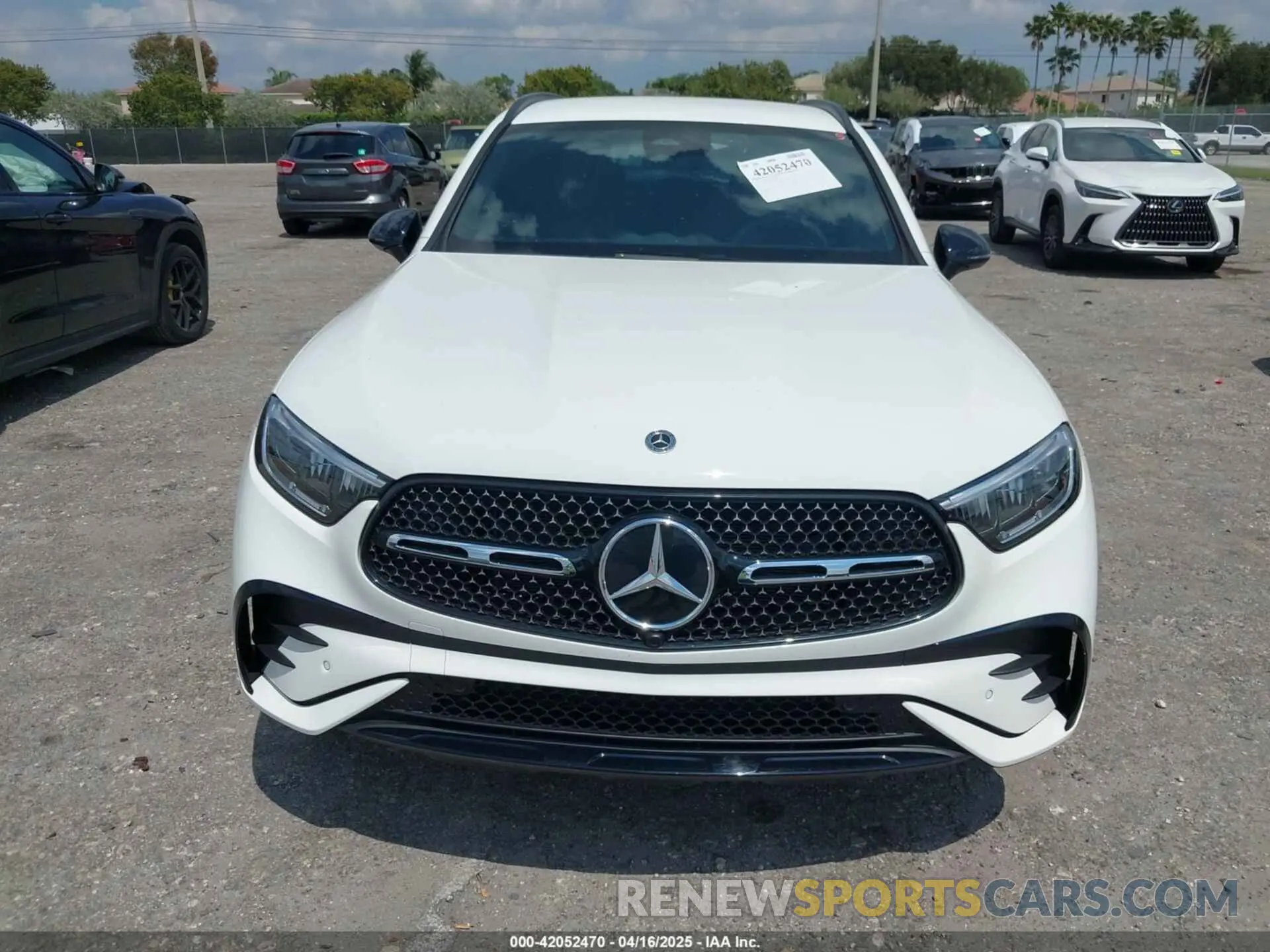 12 fotografías del automóvil dañado W1NKM4HBXSF257900 MERCEDES-BENZ GLC 300 2025