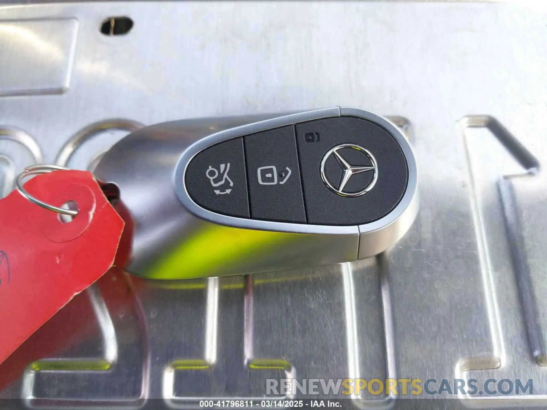 11 fotografías del automóvil dañado W1NKM4HBXSF282344 MERCEDES-BENZ GLC 300 2025