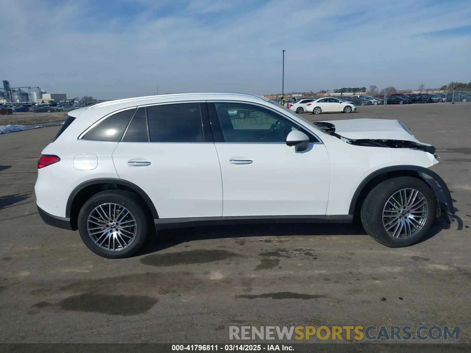 14 fotografías del automóvil dañado W1NKM4HBXSF282344 MERCEDES-BENZ GLC 300 2025