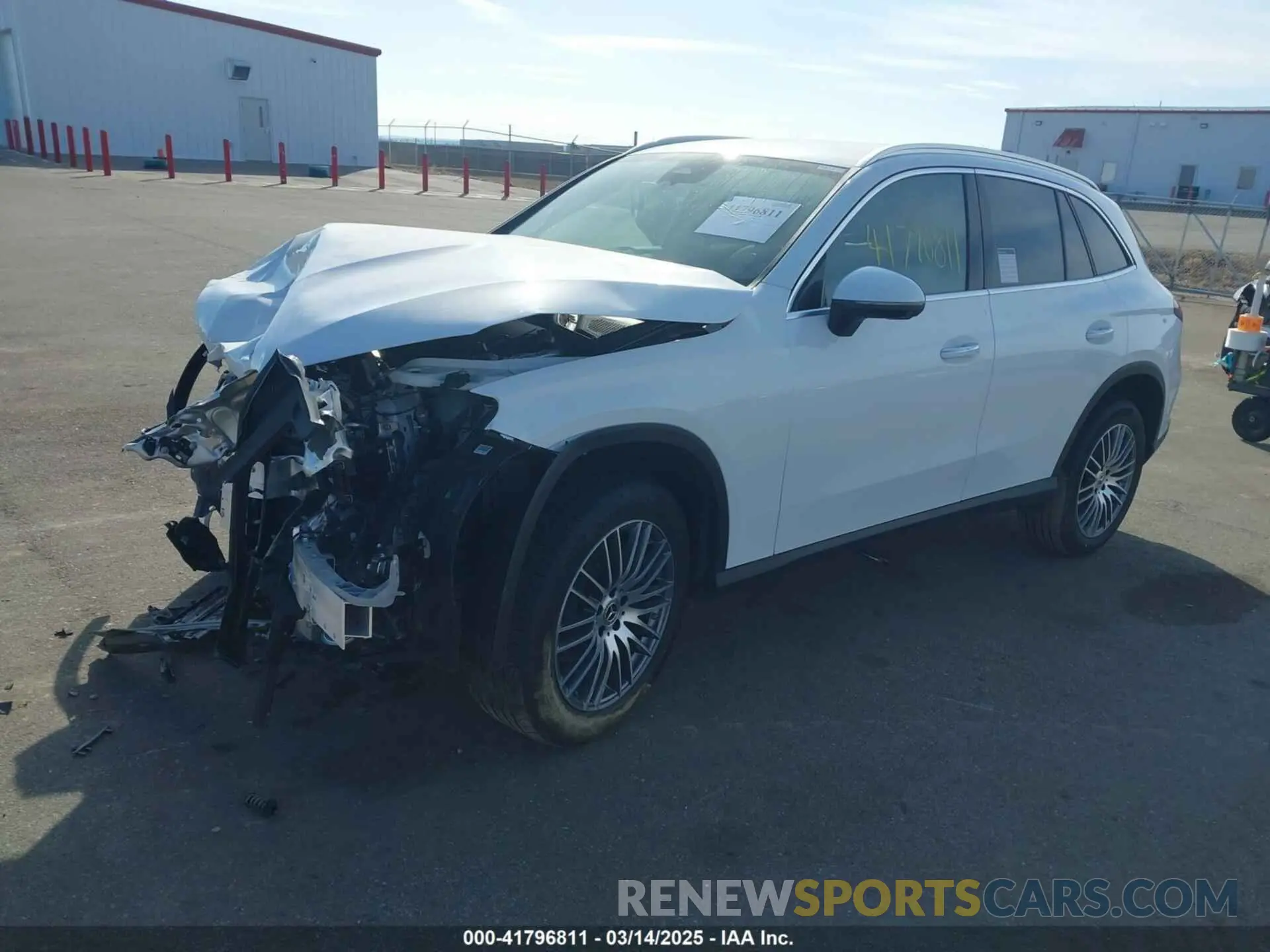 2 fotografías del automóvil dañado W1NKM4HBXSF282344 MERCEDES-BENZ GLC 300 2025