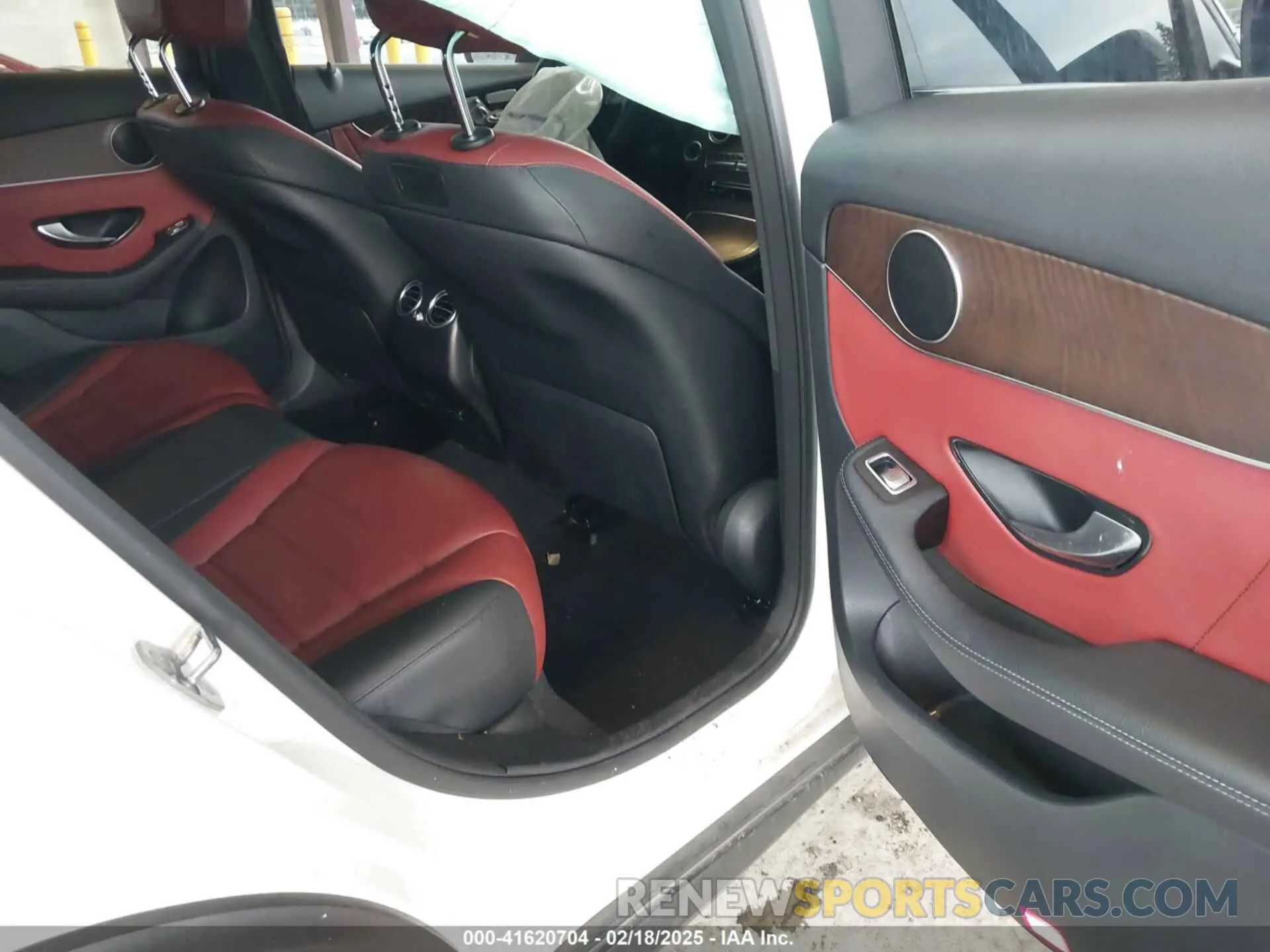 8 fotografías del automóvil dañado WDC0J4KB2KF660103 MERCEDES-BENZ GLC 300 COUPE 2019