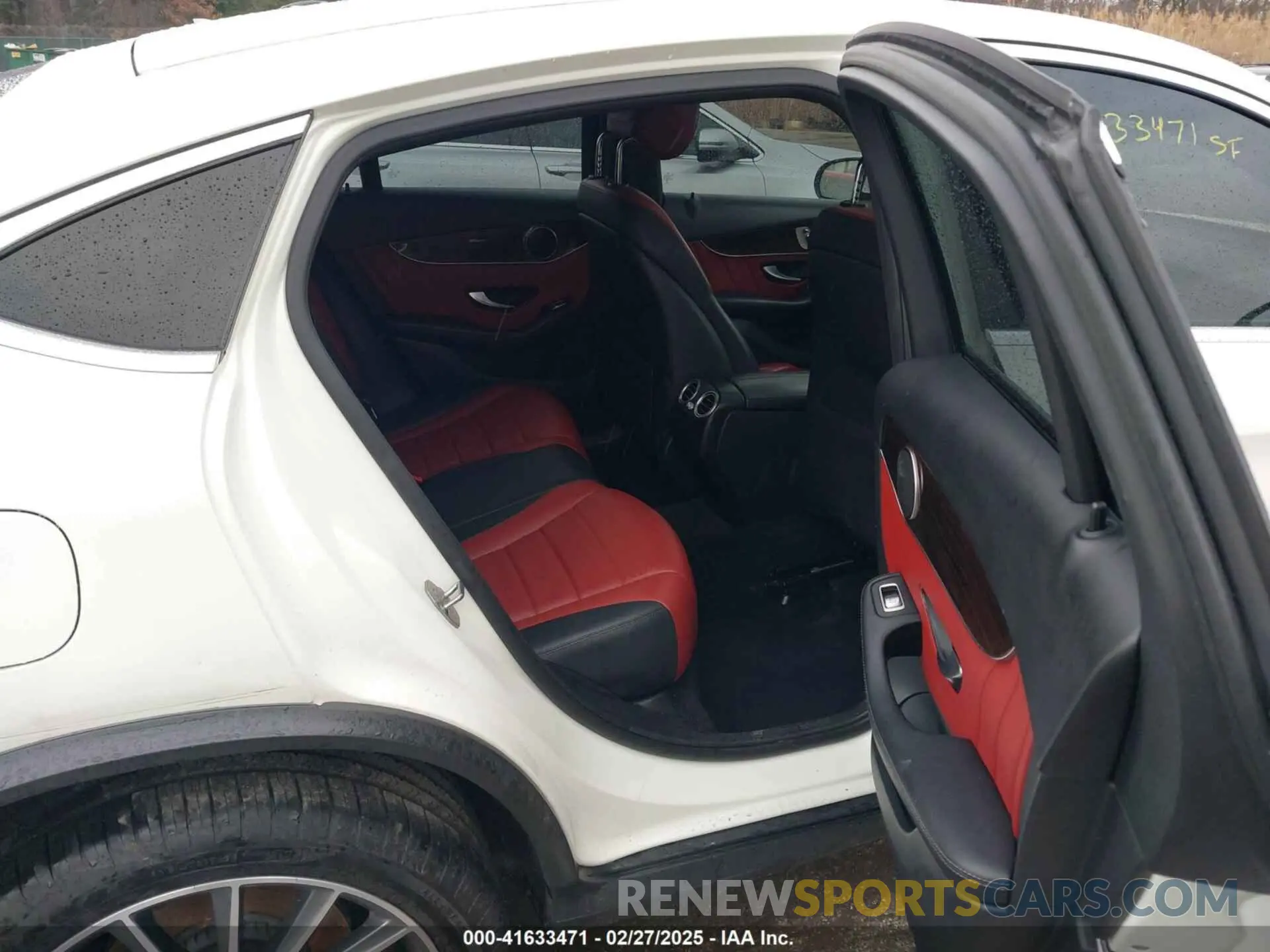 8 fotografías del automóvil dañado WDC0J4KB7KF553841 MERCEDES-BENZ GLC 300 COUPE 2019