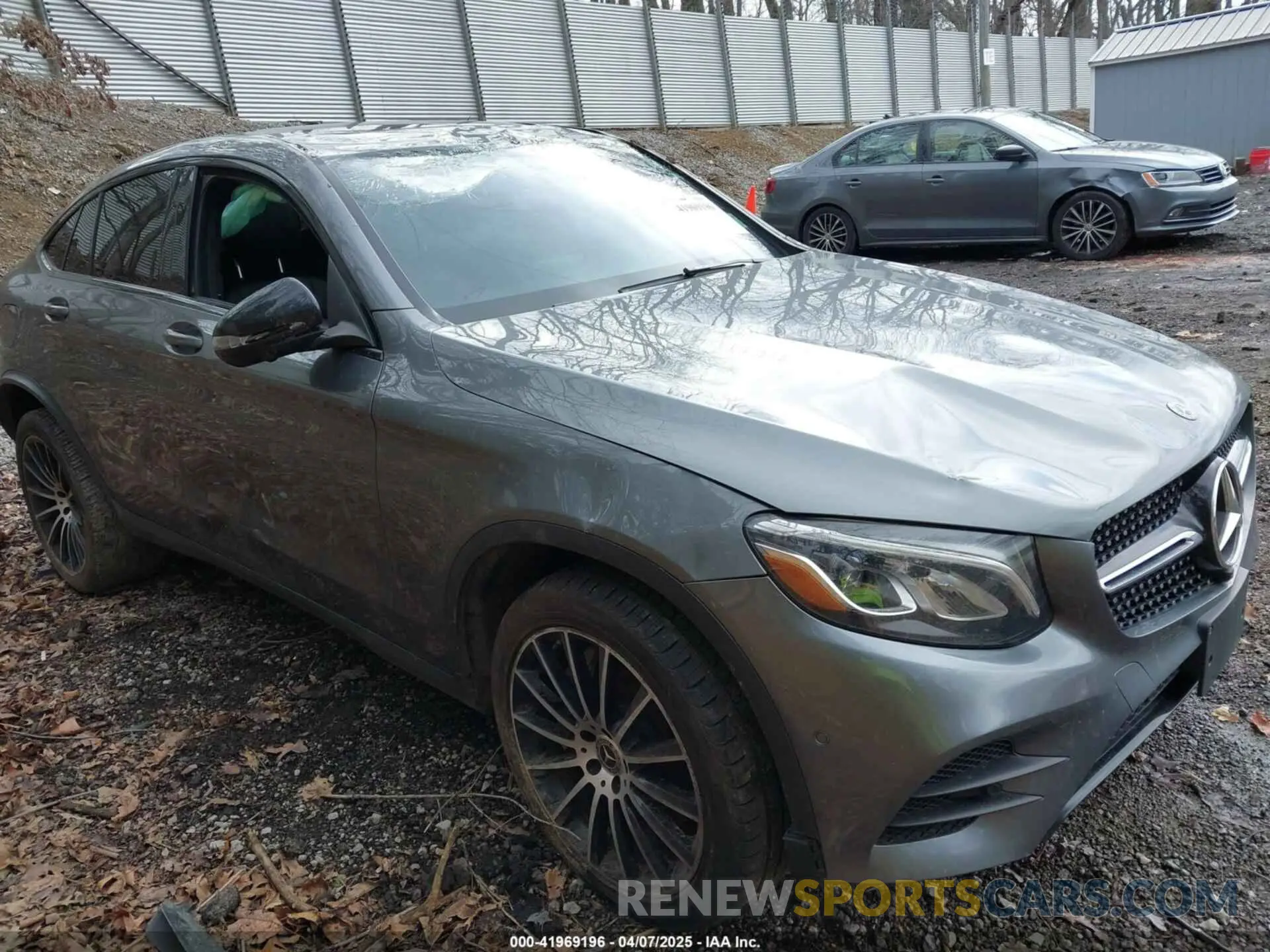 13 fotografías del automóvil dañado WDC0J4KB8KF664639 MERCEDES-BENZ GLC 300 COUPE 2019
