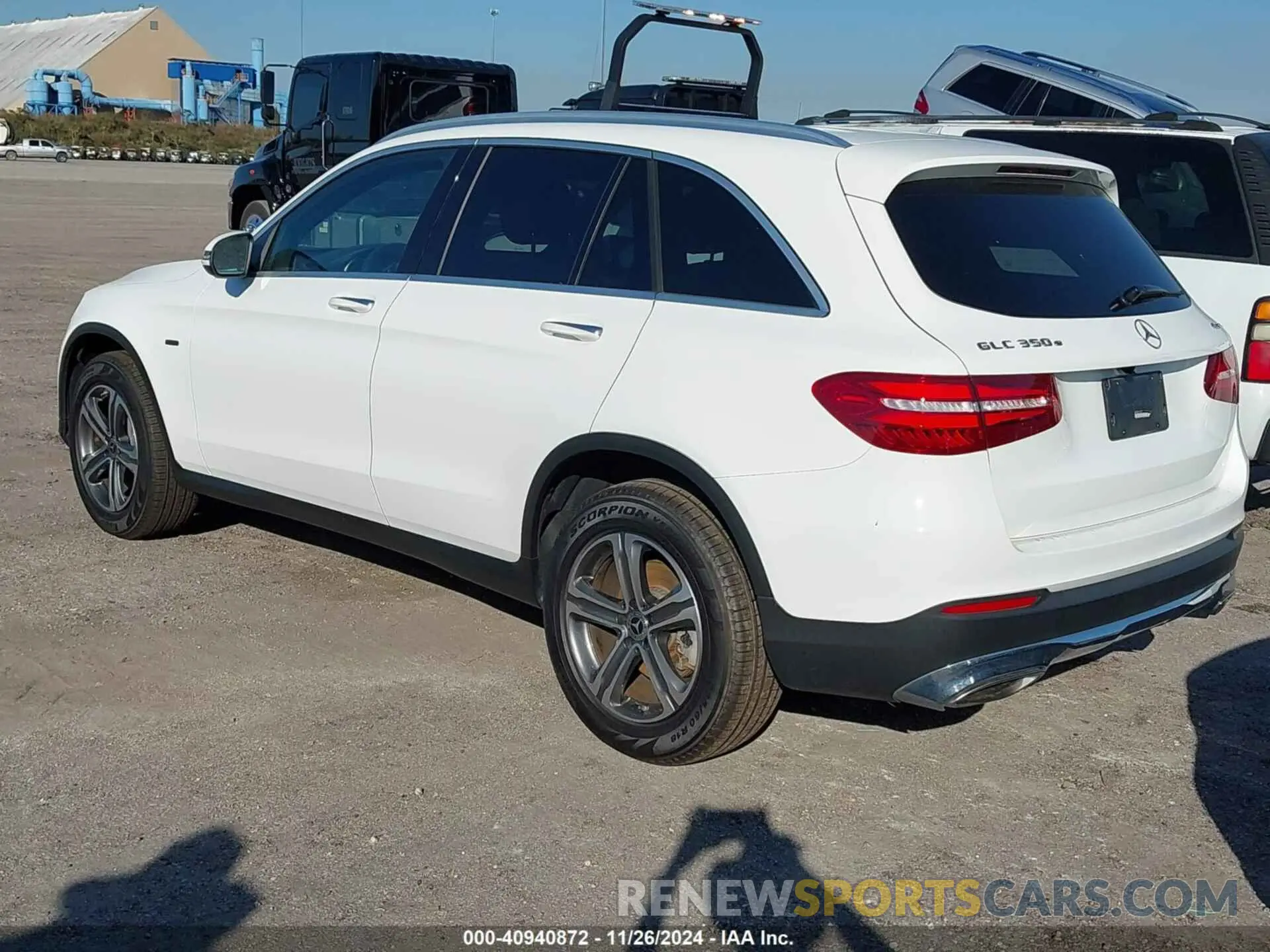 3 fotografías del automóvil dañado WDC0G5EB4KF556454 MERCEDES-BENZ GLC 350E 2019