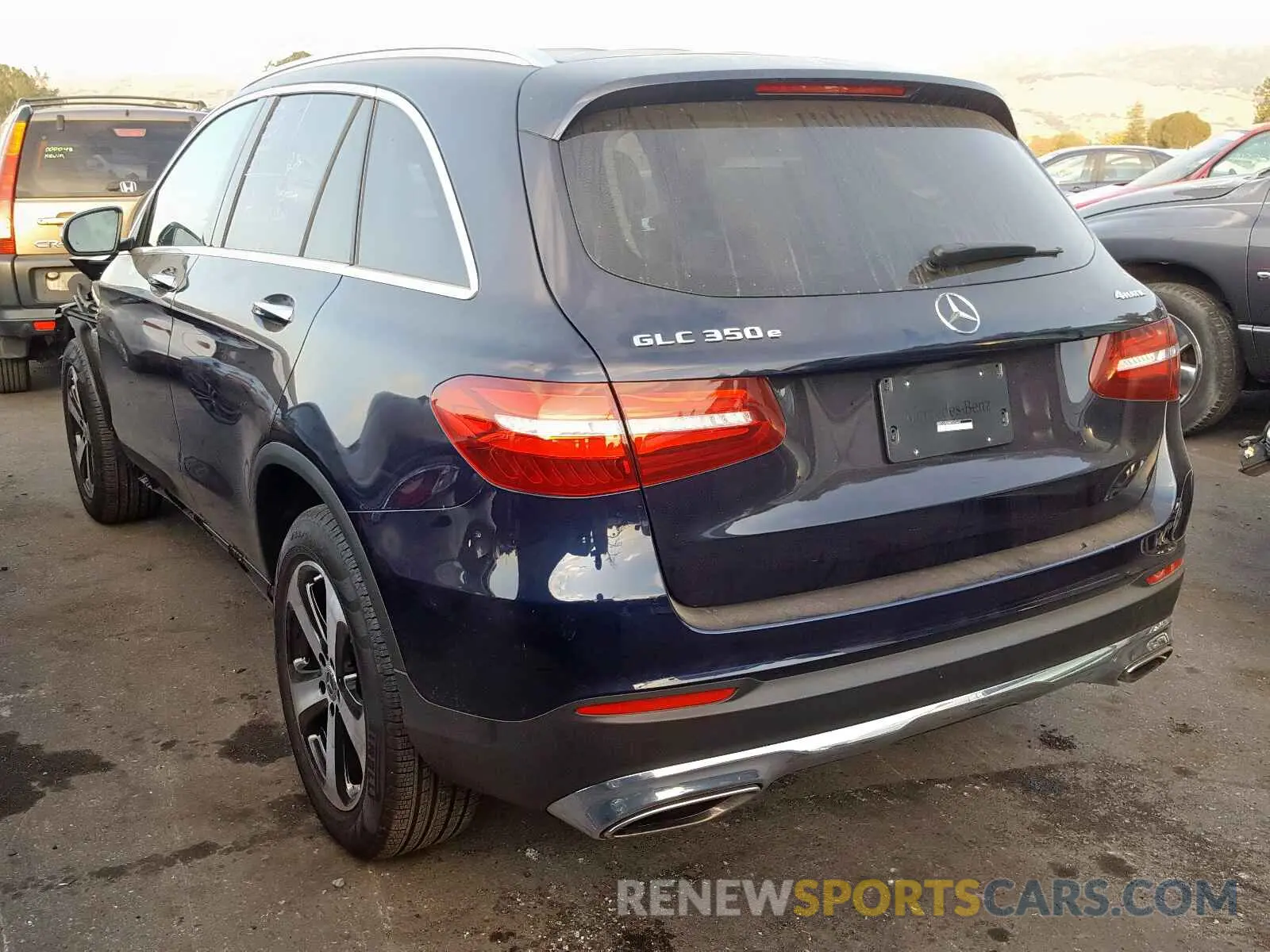 3 fotografías del automóvil dañado WDC0G5EB4KF601649 MERCEDES-BENZ GLC 350E 2019