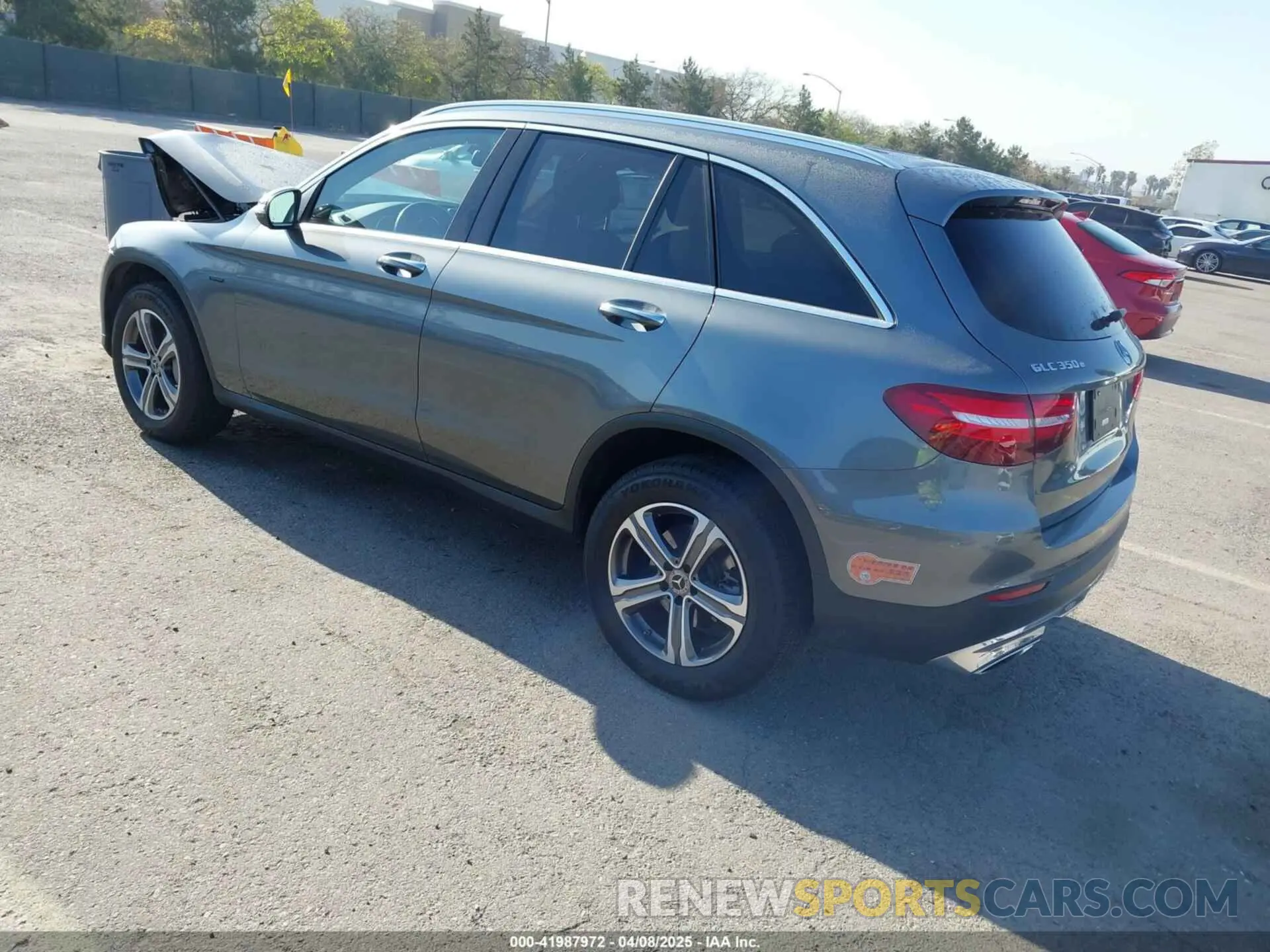 3 fotografías del automóvil dañado WDC0G5EB5KF606374 MERCEDES-BENZ GLC 350E 2019
