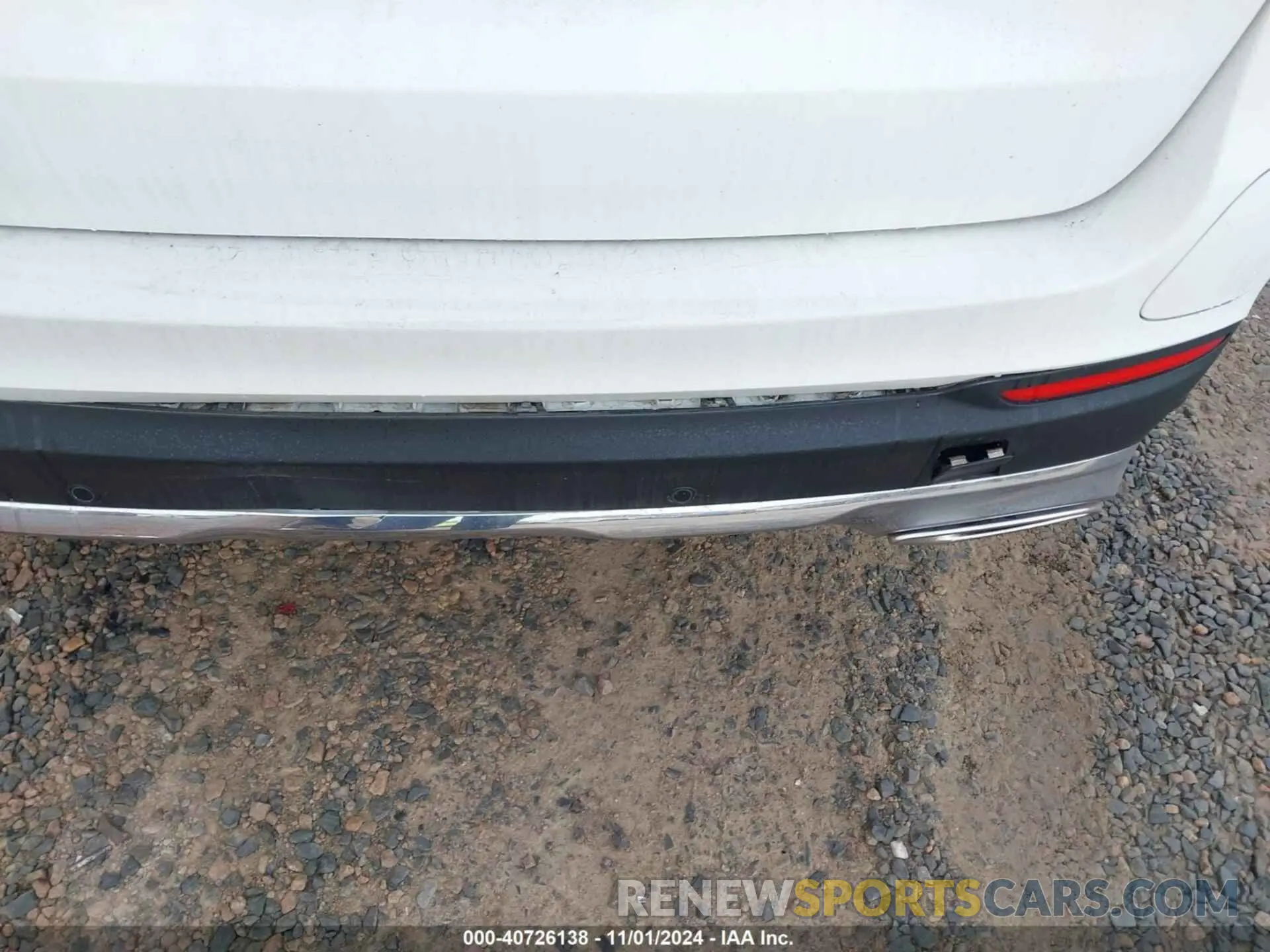 17 fotografías del automóvil dañado WDC0G5EB8KF627199 MERCEDES-BENZ GLC 350E 2019