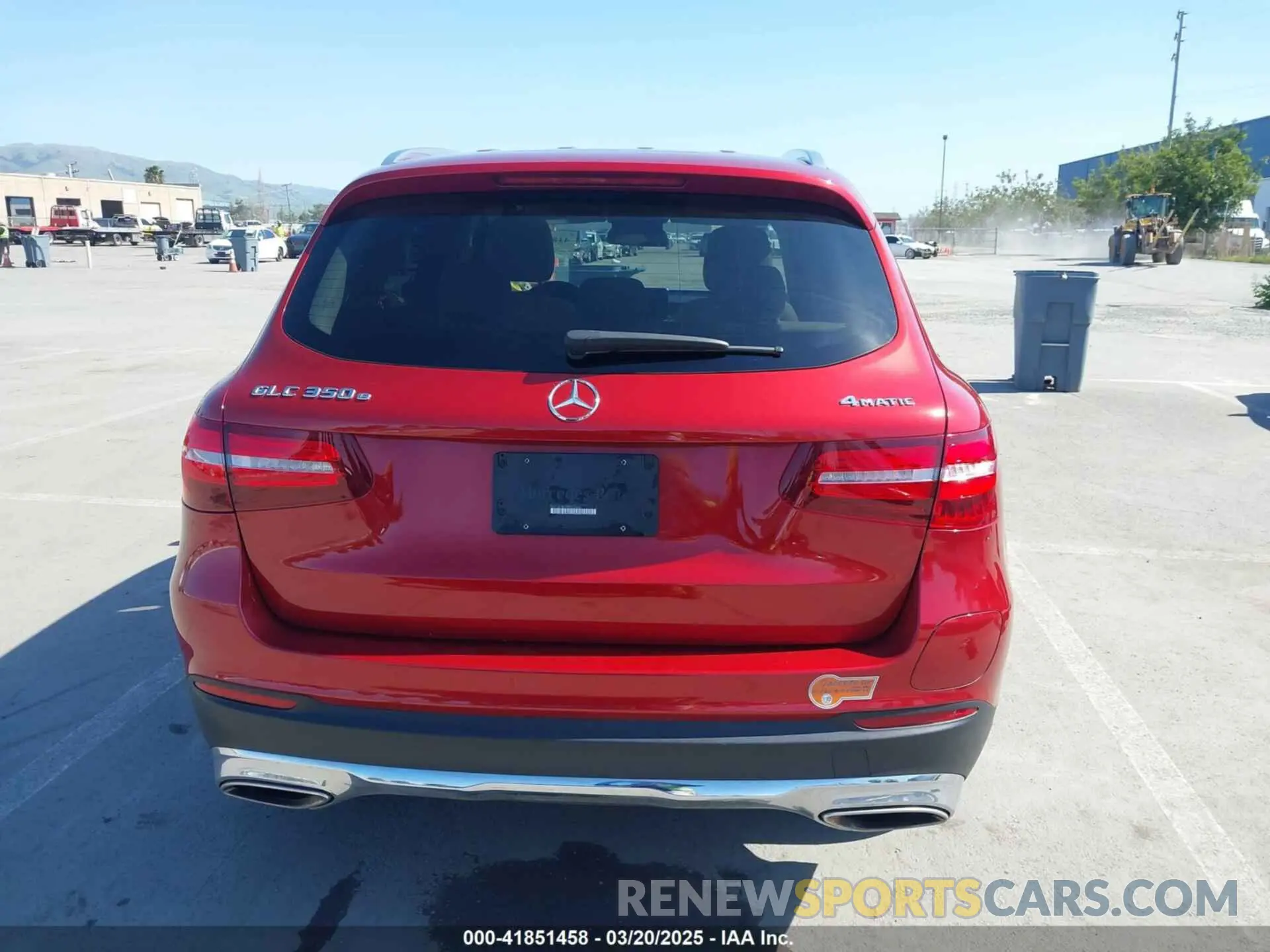 17 fotografías del automóvil dañado WDC0G5EB9KF617426 MERCEDES-BENZ GLC 350E 2019