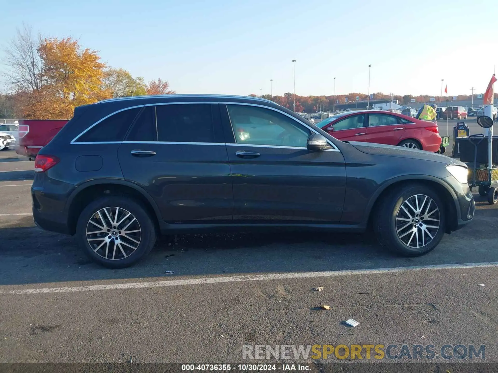 13 fotografías del automóvil dañado W1N0G5DB1LF775227 MERCEDES-BENZ GLC 350E 2020