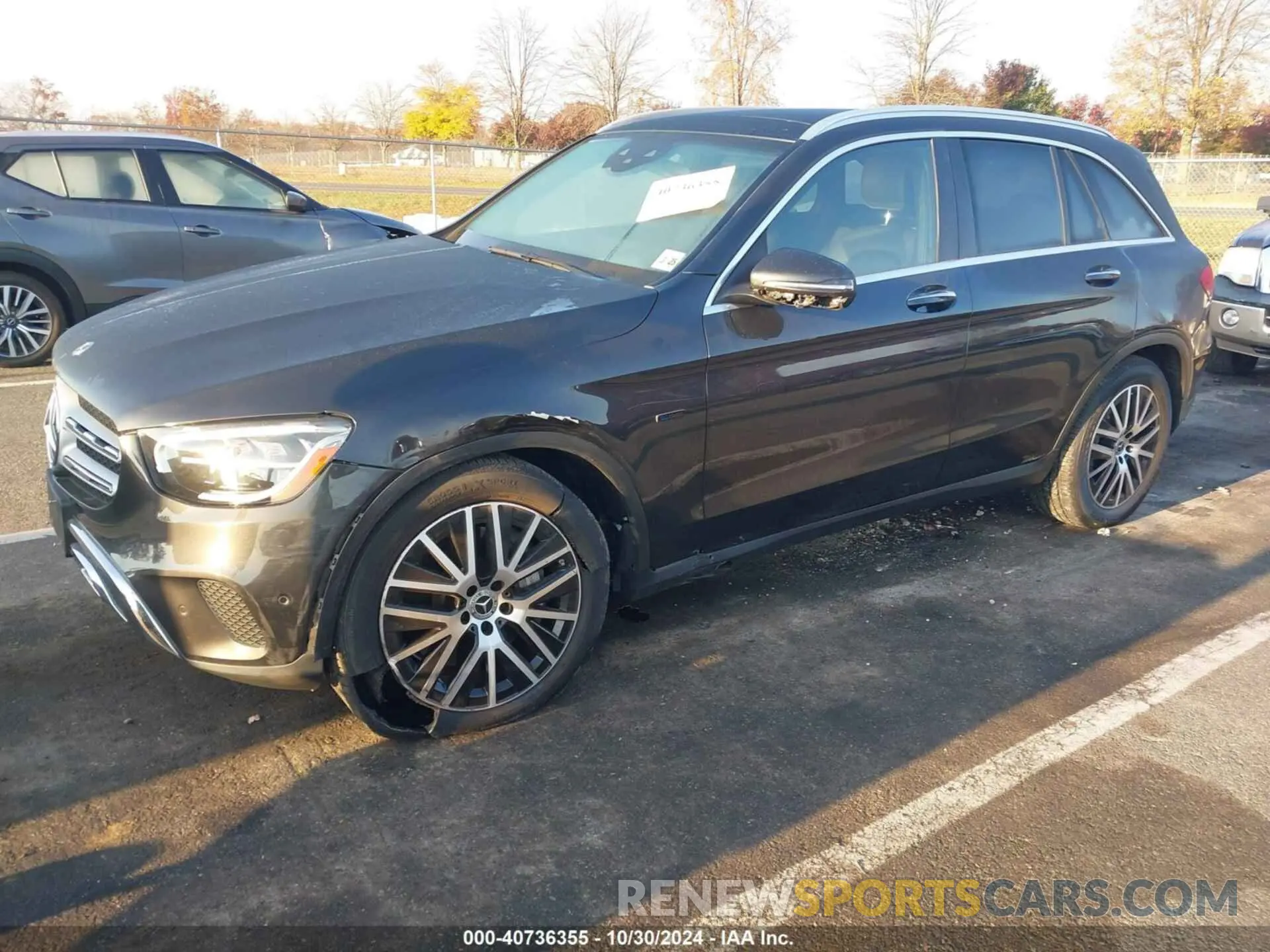 2 fotografías del automóvil dañado W1N0G5DB1LF775227 MERCEDES-BENZ GLC 350E 2020