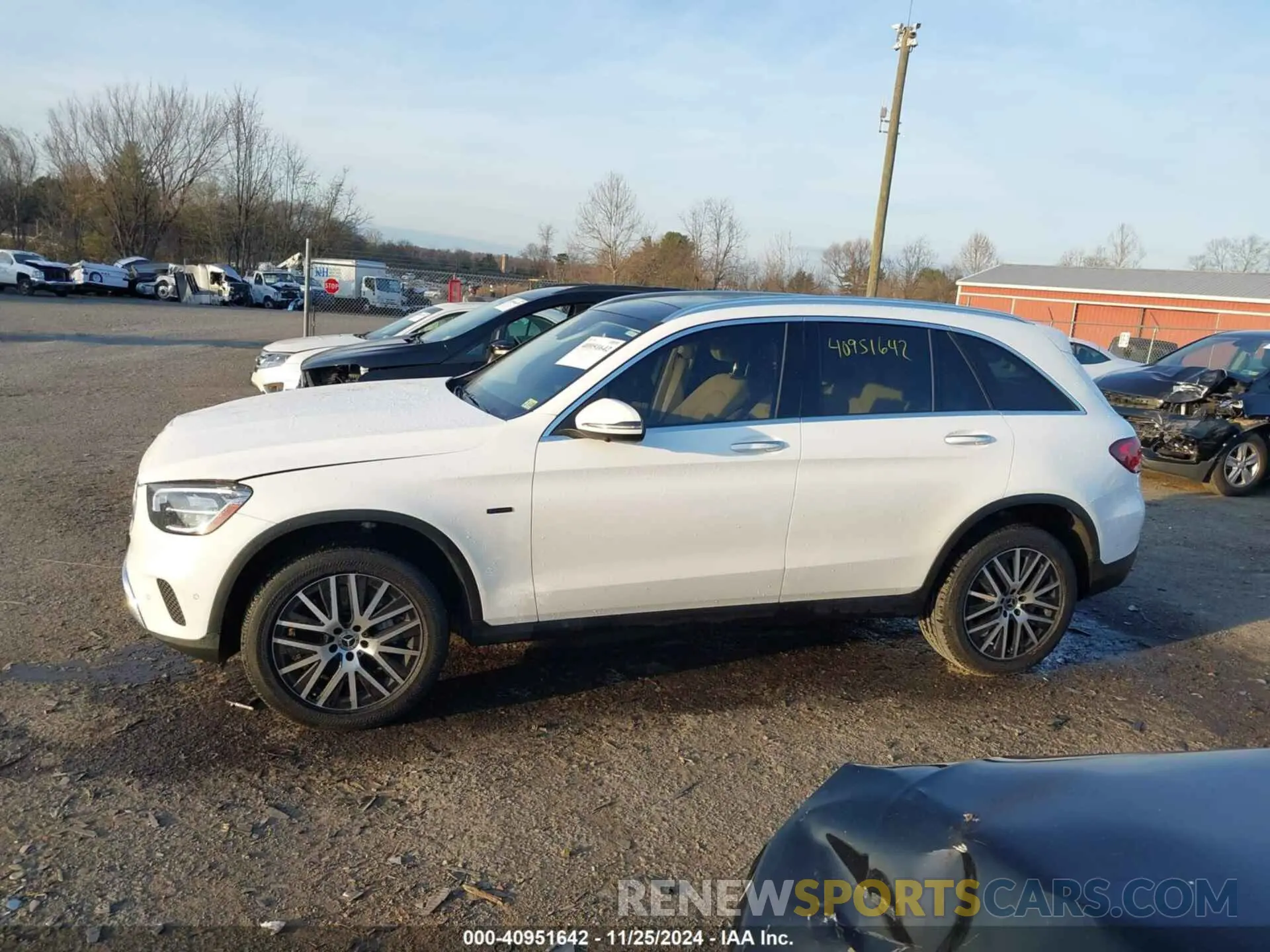 14 fotografías del automóvil dañado W1N0G5DB9LF777307 MERCEDES-BENZ GLC 350E 2020