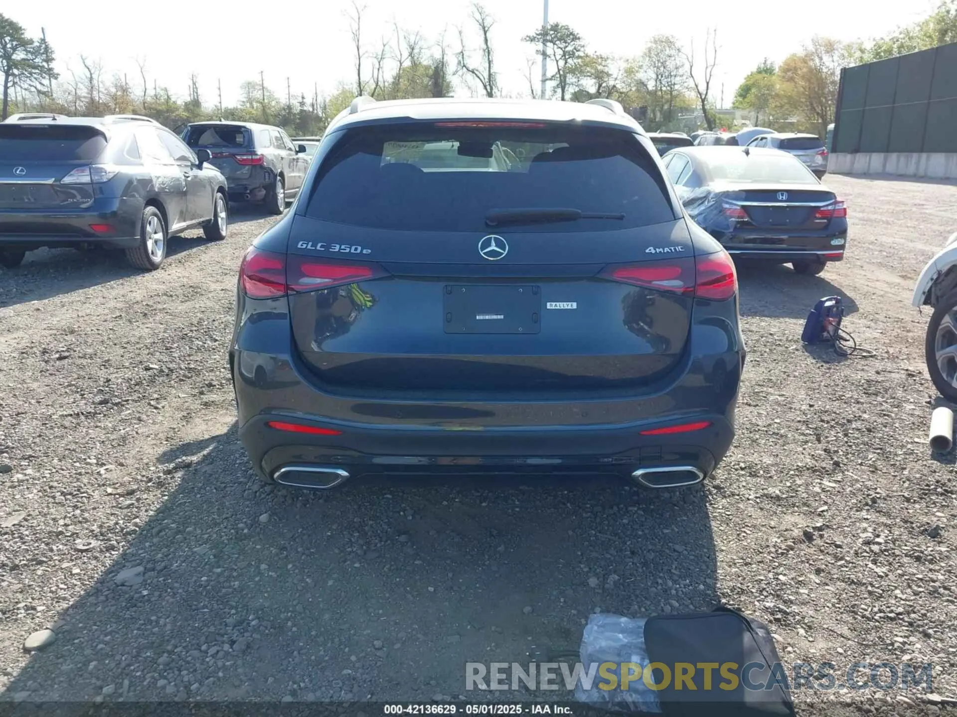 16 fotografías del automóvil dañado W1NKM5GB7SF344340 MERCEDES-BENZ GLC 350E 2025