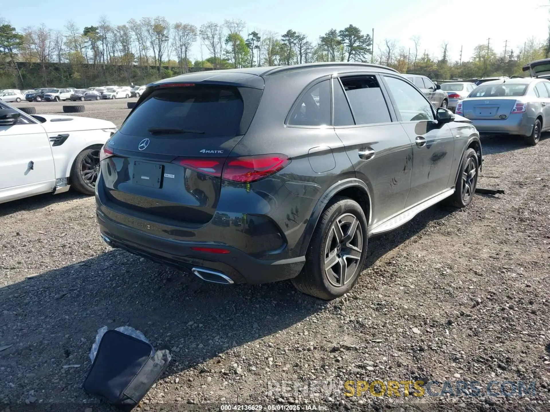 4 fotografías del automóvil dañado W1NKM5GB7SF344340 MERCEDES-BENZ GLC 350E 2025