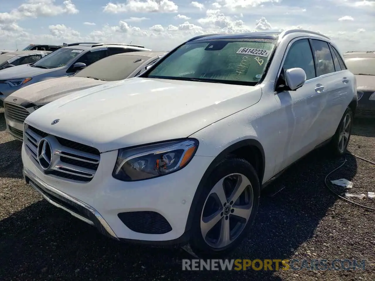 2 fotografías del automóvil dañado WDC0G4JB0KF581173 MERCEDES-BENZ GLC-CLASS 2019