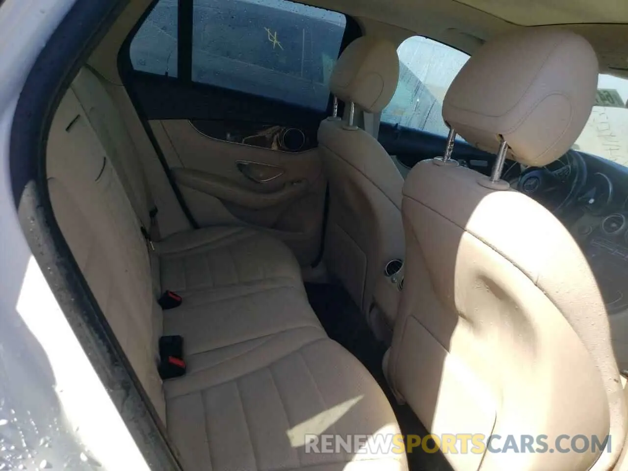 6 fotografías del automóvil dañado WDC0G4JB0KF581173 MERCEDES-BENZ GLC-CLASS 2019