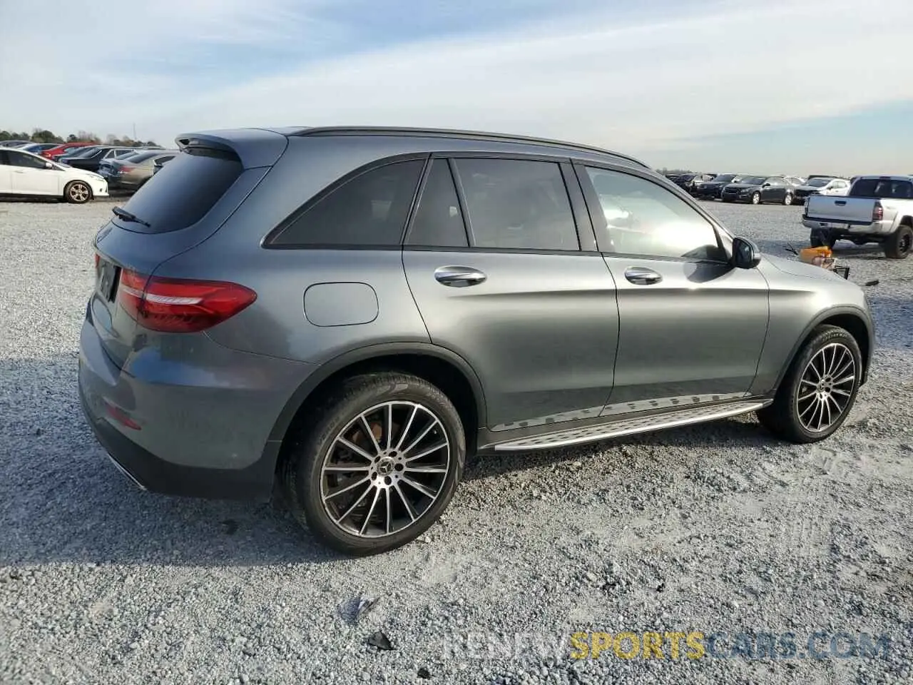 3 fotografías del automóvil dañado WDC0G4JB0KV123817 MERCEDES-BENZ GLC-CLASS 2019