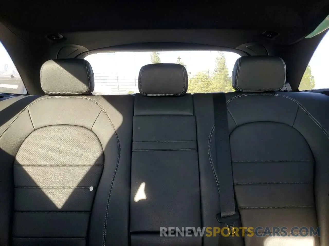 10 fotografías del automóvil dañado WDC0G4JB0KV131870 MERCEDES-BENZ GLC-CLASS 2019