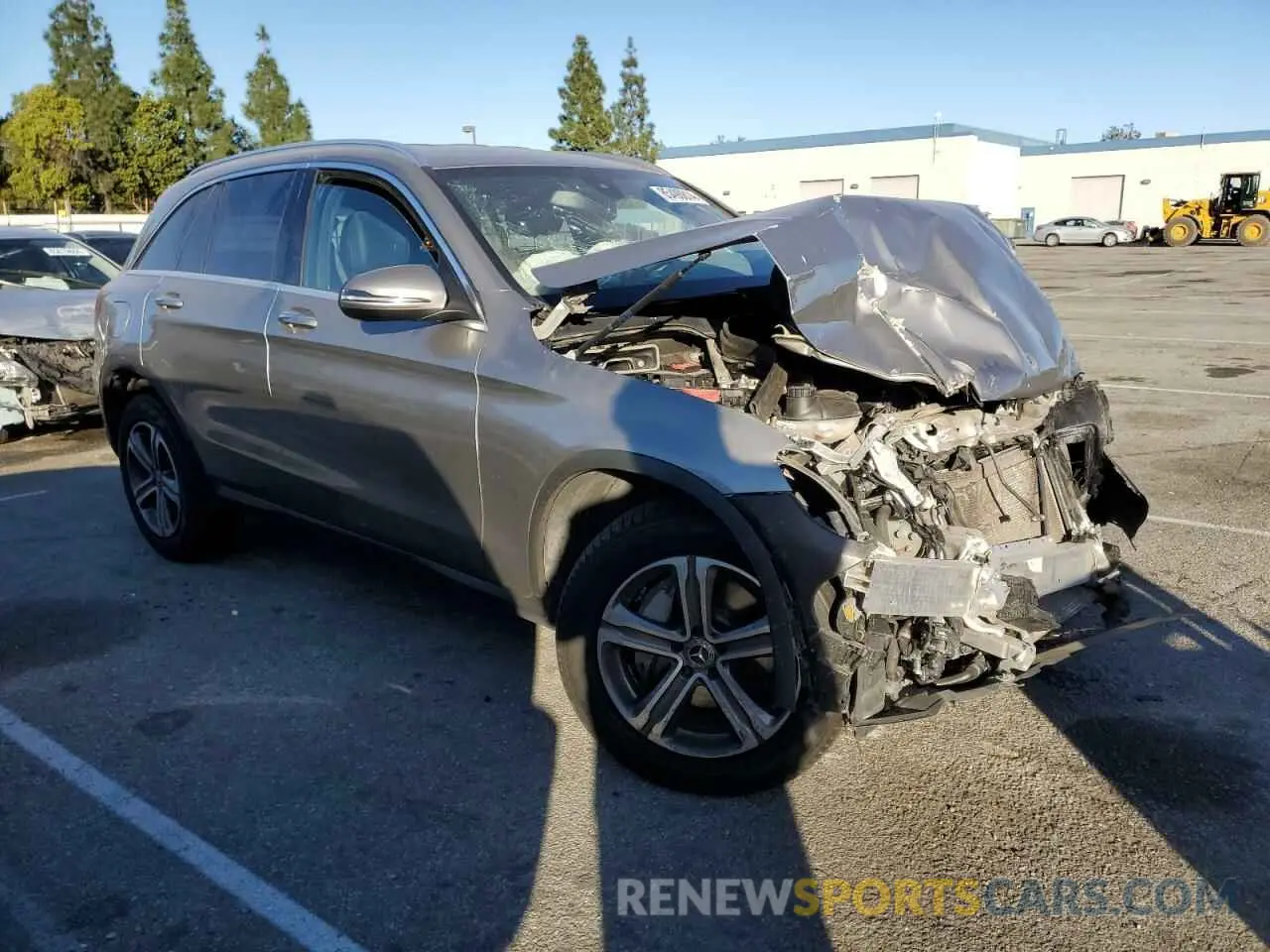4 fotografías del automóvil dañado WDC0G4JB0KV131870 MERCEDES-BENZ GLC-CLASS 2019