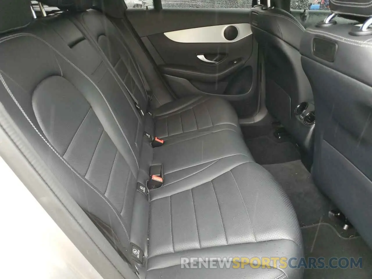 11 fotografías del automóvil dañado WDC0G4JB0KV164111 MERCEDES-BENZ GLC-CLASS 2019