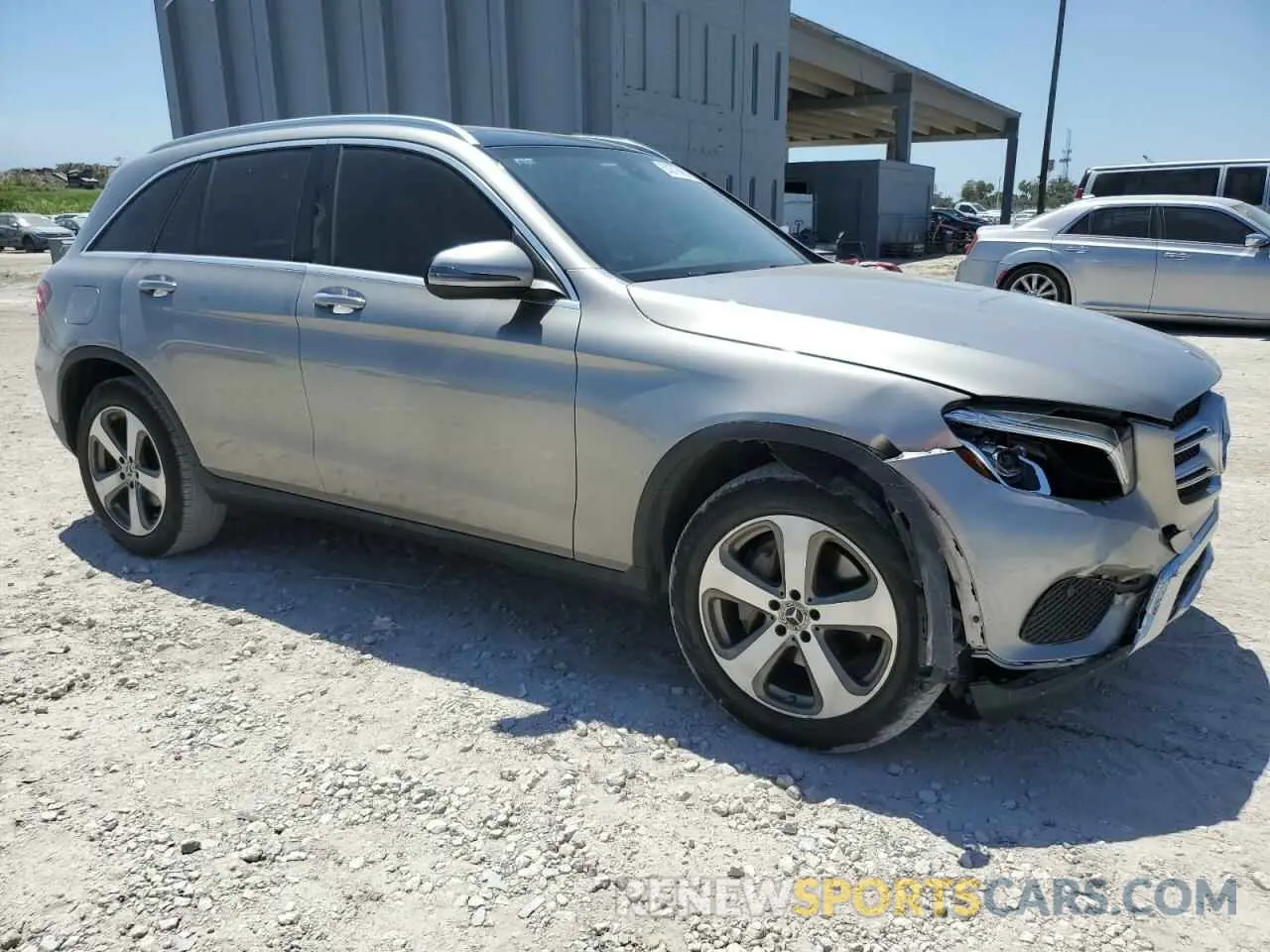 4 fotografías del automóvil dañado WDC0G4JB0KV167347 MERCEDES-BENZ GLC-CLASS 2019
