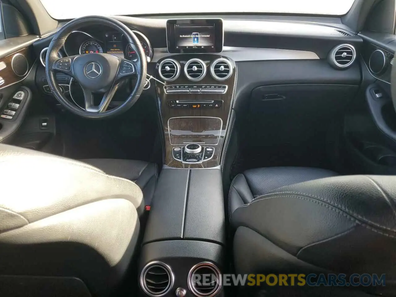 8 fotografías del automóvil dañado WDC0G4JB5KV123005 MERCEDES-BENZ GLC-CLASS 2019