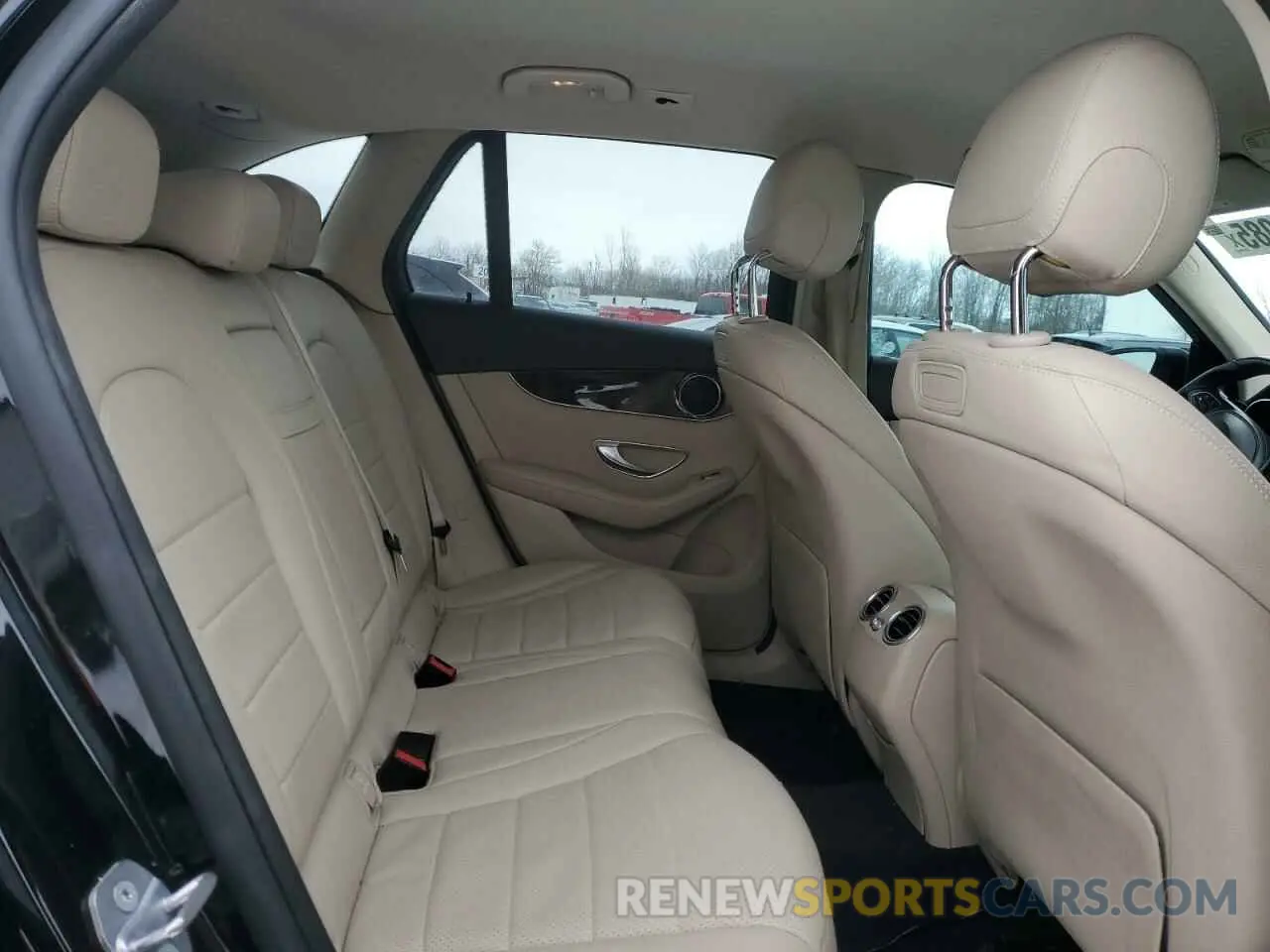 11 fotografías del automóvil dañado WDC0G4JB5KV130701 MERCEDES-BENZ GLC-CLASS 2019