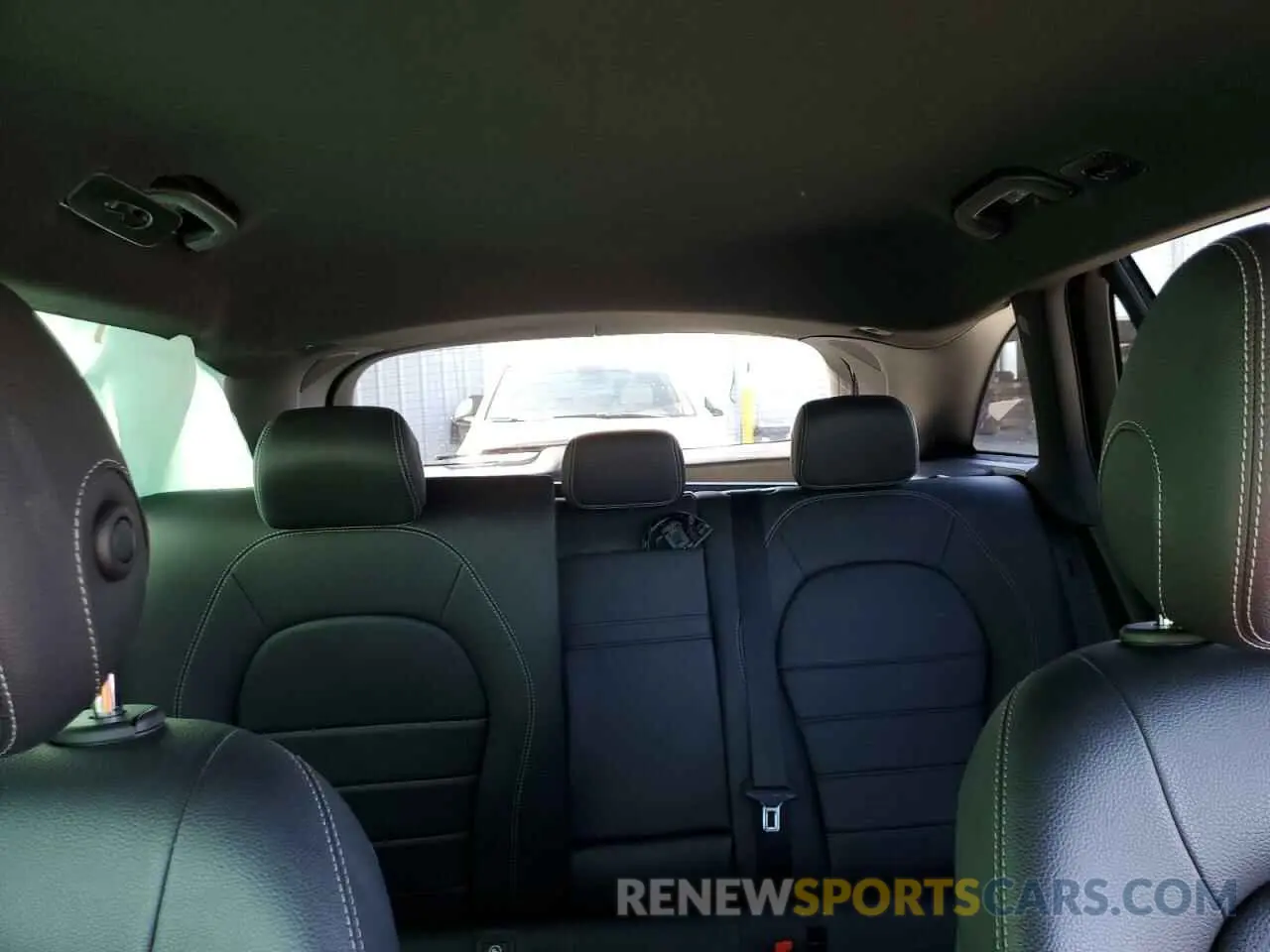 10 fotografías del automóvil dañado WDC0G4JB6KF667801 MERCEDES-BENZ GLC-CLASS 2019