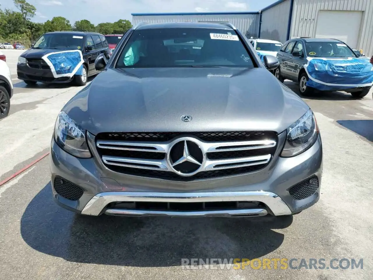 5 fotografías del automóvil dañado WDC0G4JB6KF667801 MERCEDES-BENZ GLC-CLASS 2019