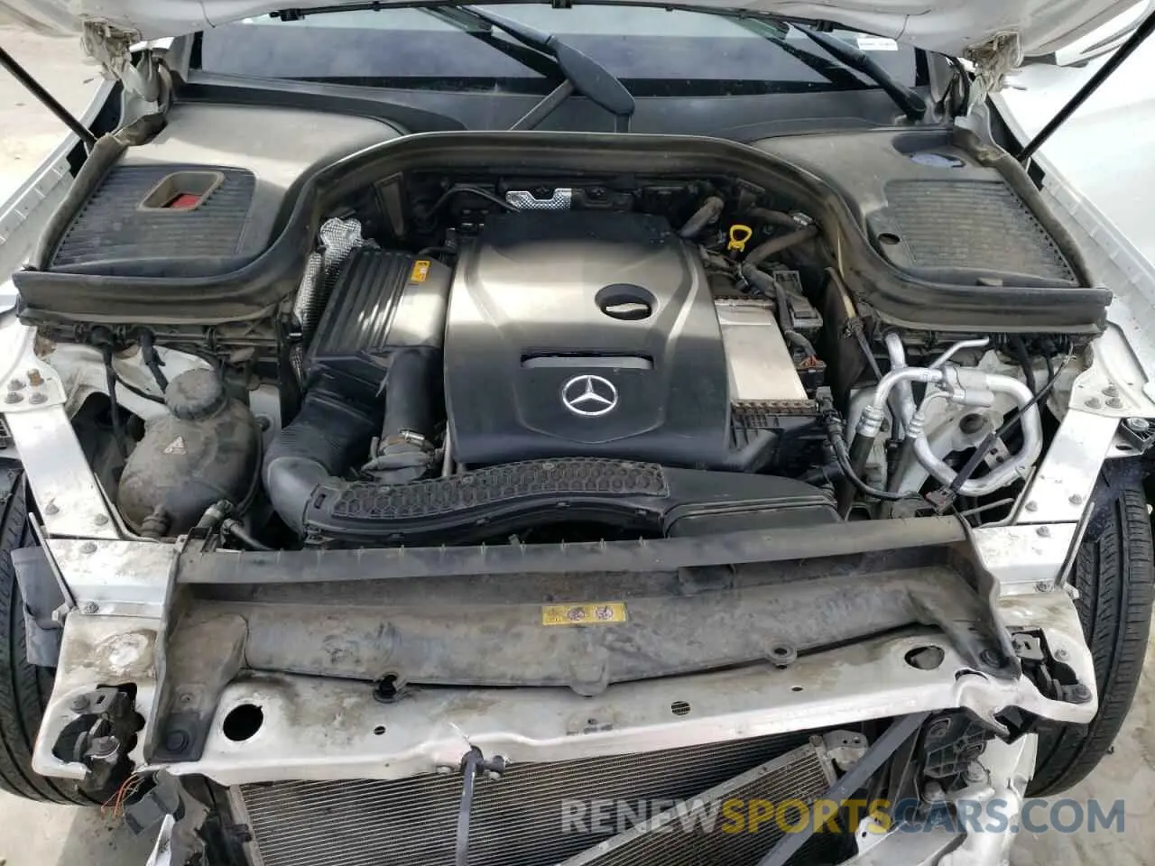11 fotografías del automóvil dañado WDC0G4JB6KF668057 MERCEDES-BENZ GLC-CLASS 2019