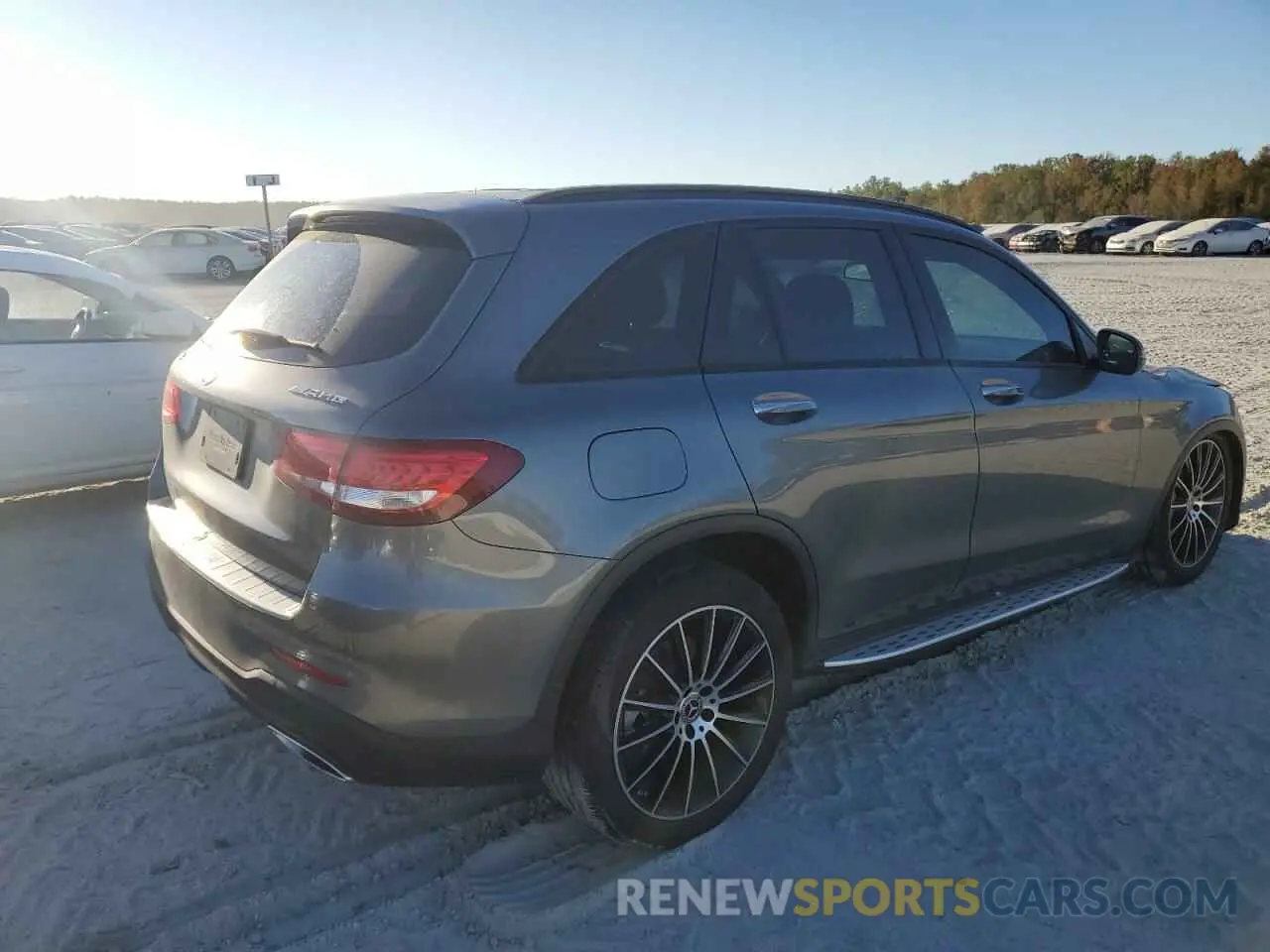 3 fotografías del automóvil dañado WDC0G4JB6KV122350 MERCEDES-BENZ GLC-CLASS 2019
