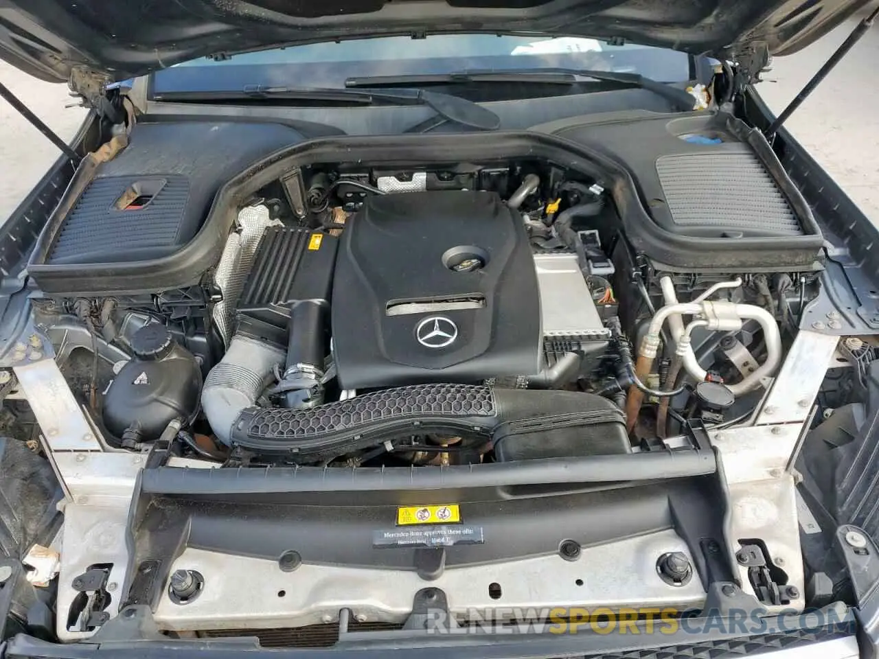 11 fotografías del automóvil dañado WDC0G4JB6KV133655 MERCEDES-BENZ GLC-CLASS 2019