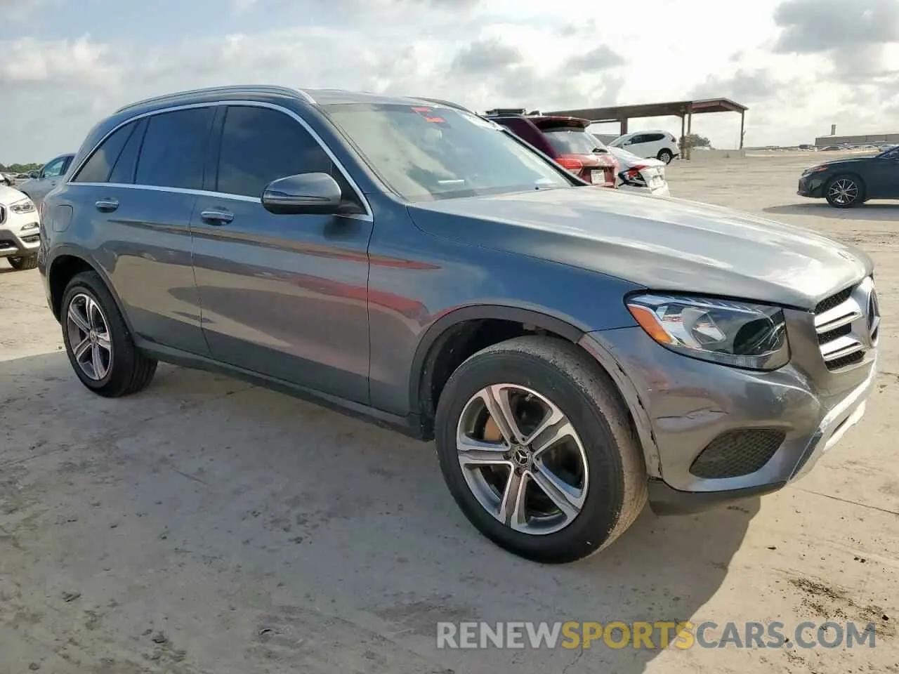 4 fotografías del automóvil dañado WDC0G4JB6KV133655 MERCEDES-BENZ GLC-CLASS 2019