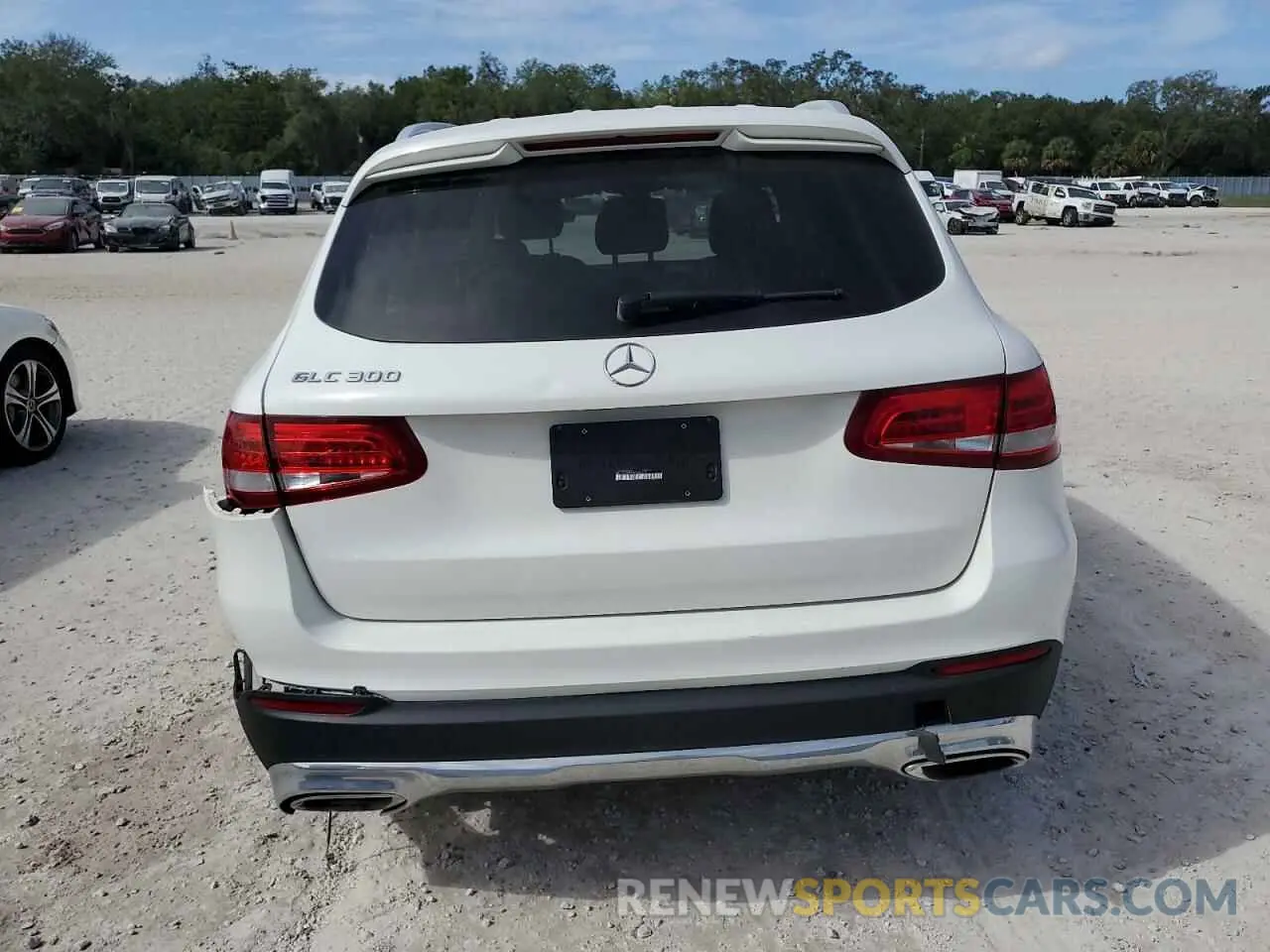6 fotografías del automóvil dañado WDC0G4JB6KV136135 MERCEDES-BENZ GLC-CLASS 2019