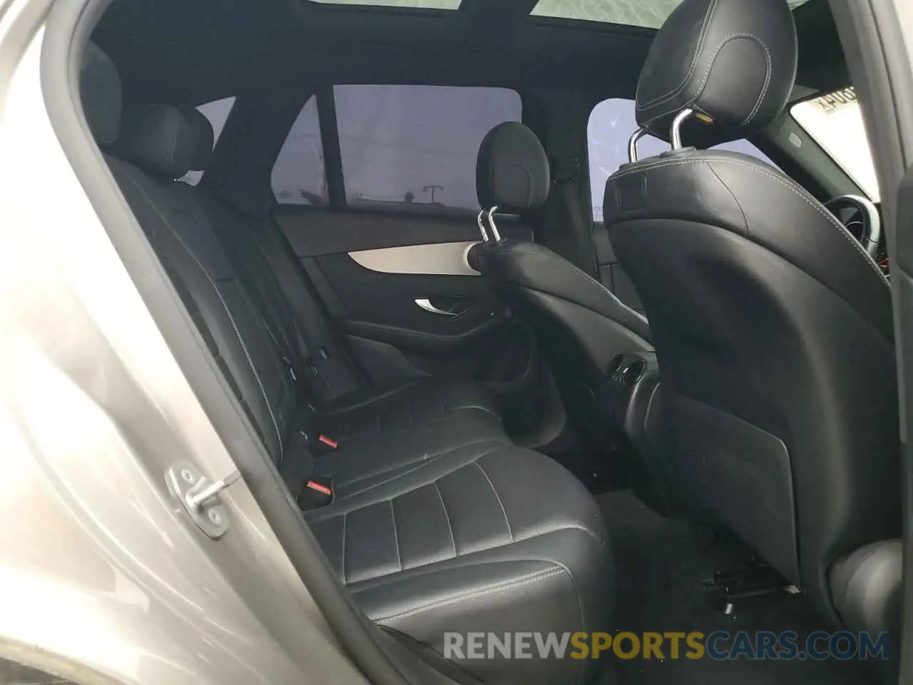 11 fotografías del automóvil dañado WDC0G4JB6KV150262 MERCEDES-BENZ GLC-CLASS 2019