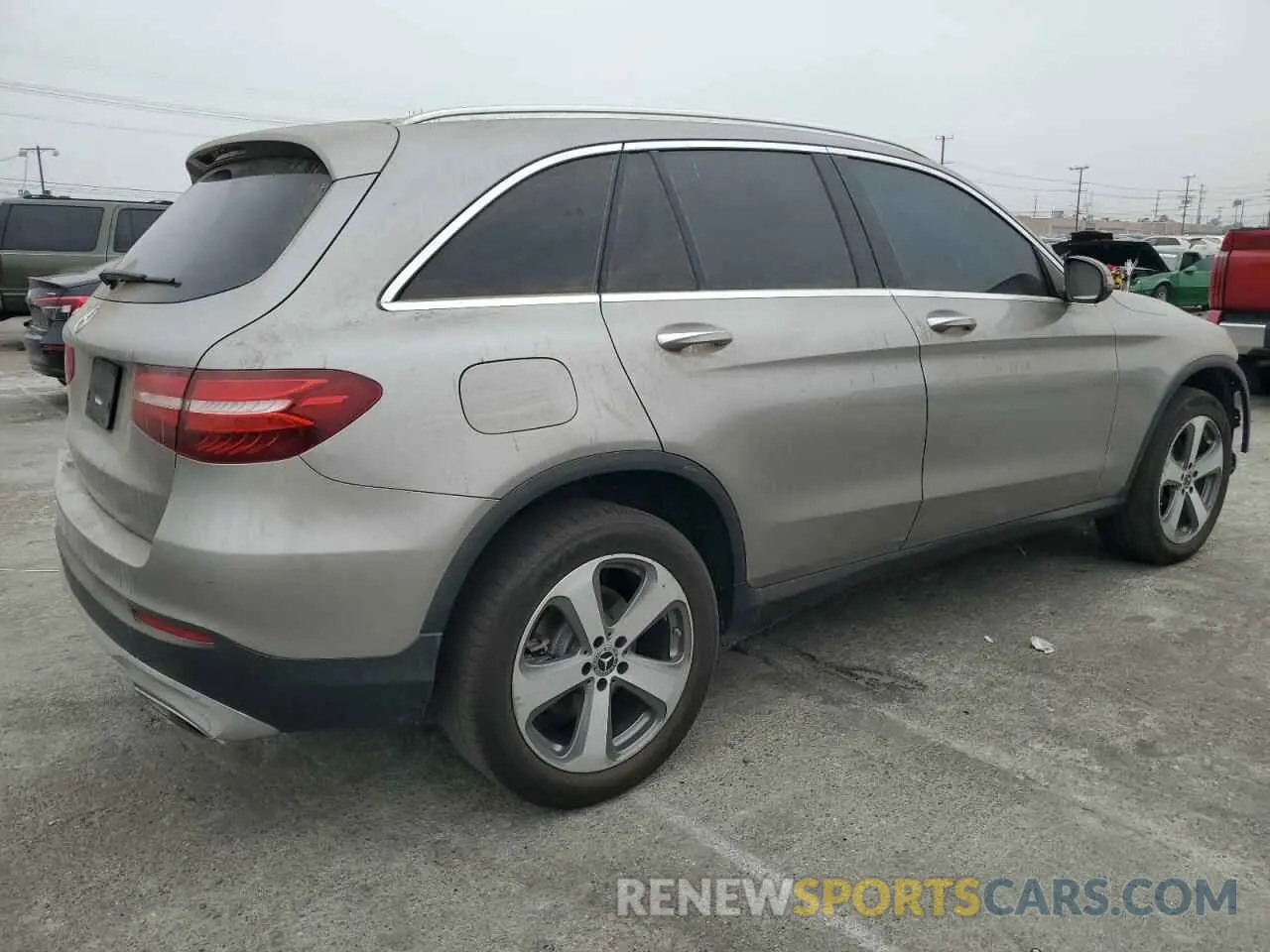3 fotografías del automóvil dañado WDC0G4JB6KV150262 MERCEDES-BENZ GLC-CLASS 2019