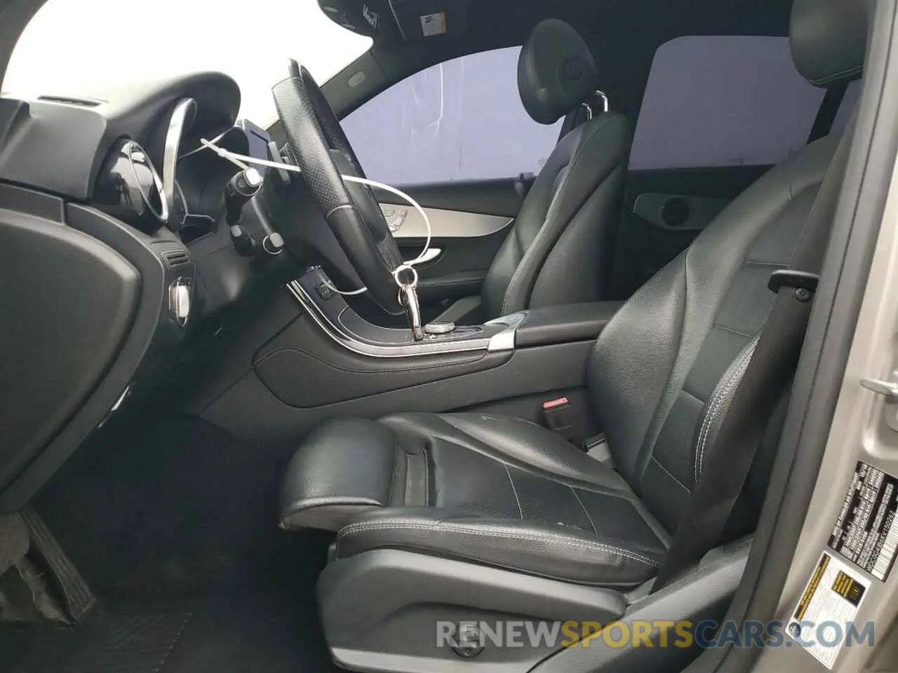 7 fotografías del automóvil dañado WDC0G4JB6KV150262 MERCEDES-BENZ GLC-CLASS 2019