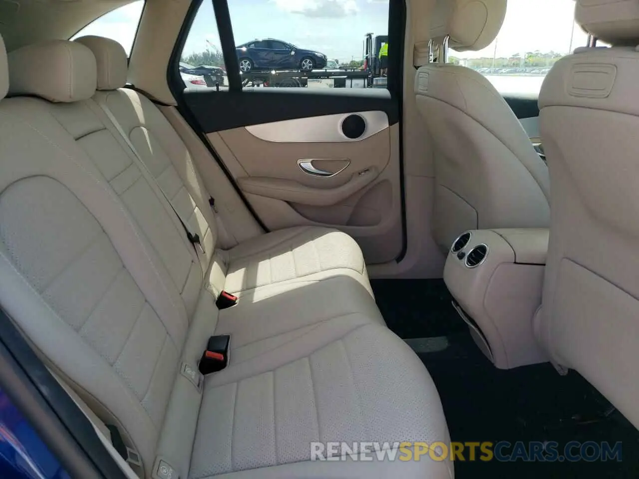 6 fotografías del automóvil dañado WDC0G4JB6KV190129 MERCEDES-BENZ GLC-CLASS 2019