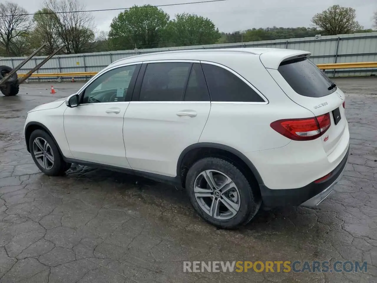 2 fotografías del automóvil dañado WDC0G4JB7KV145040 MERCEDES-BENZ GLC-CLASS 2019
