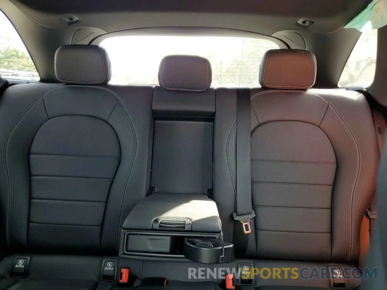 10 fotografías del automóvil dañado WDC0G4JB8KV124116 MERCEDES-BENZ GLC-CLASS 2019