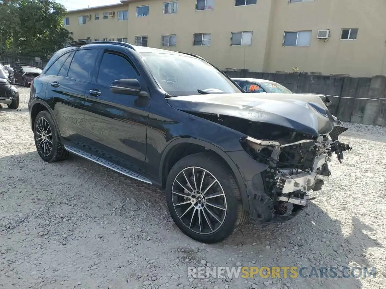 4 fotografías del automóvil dañado WDC0G4JB8KV124116 MERCEDES-BENZ GLC-CLASS 2019