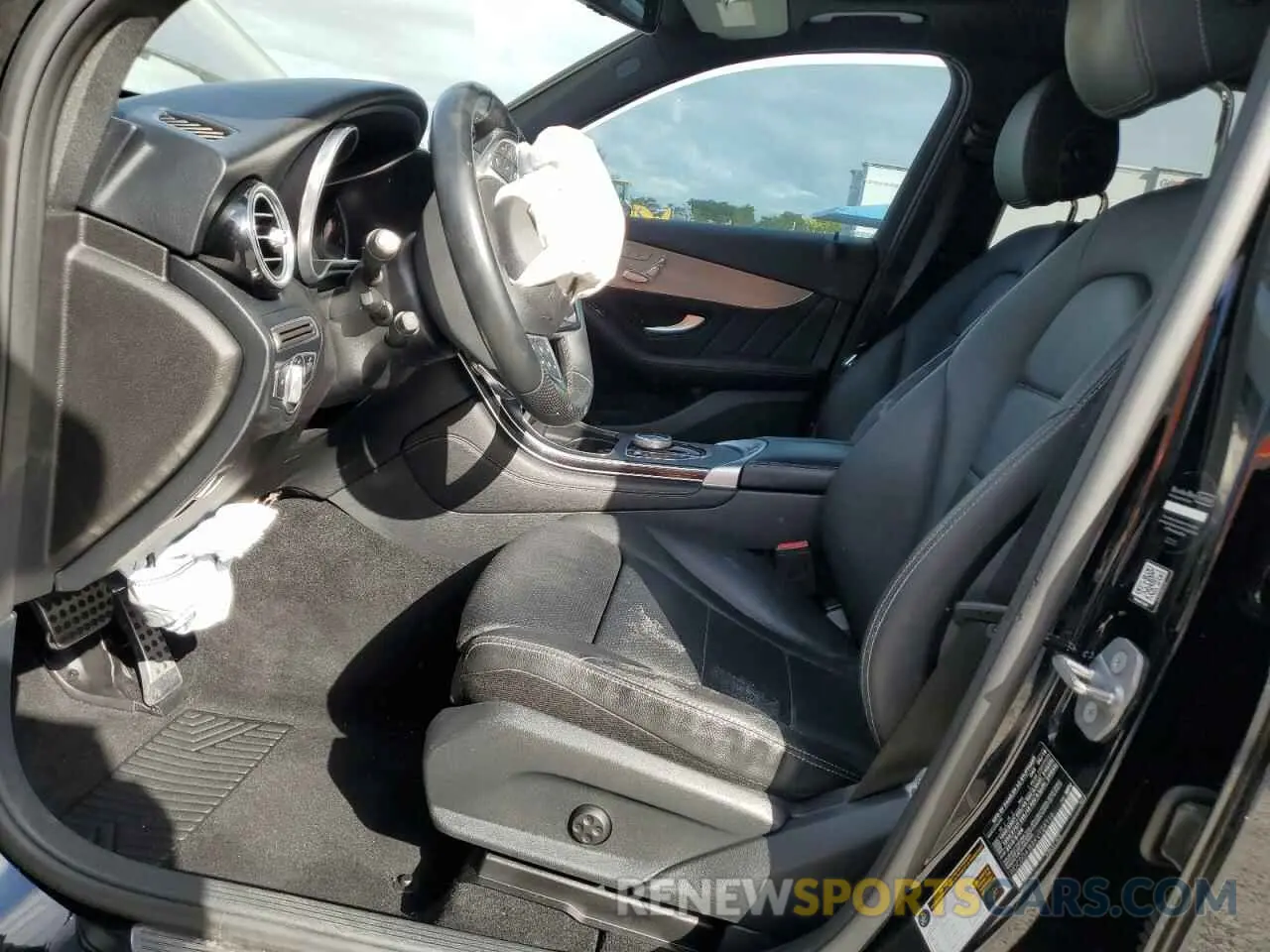 7 fotografías del automóvil dañado WDC0G4JB8KV124116 MERCEDES-BENZ GLC-CLASS 2019