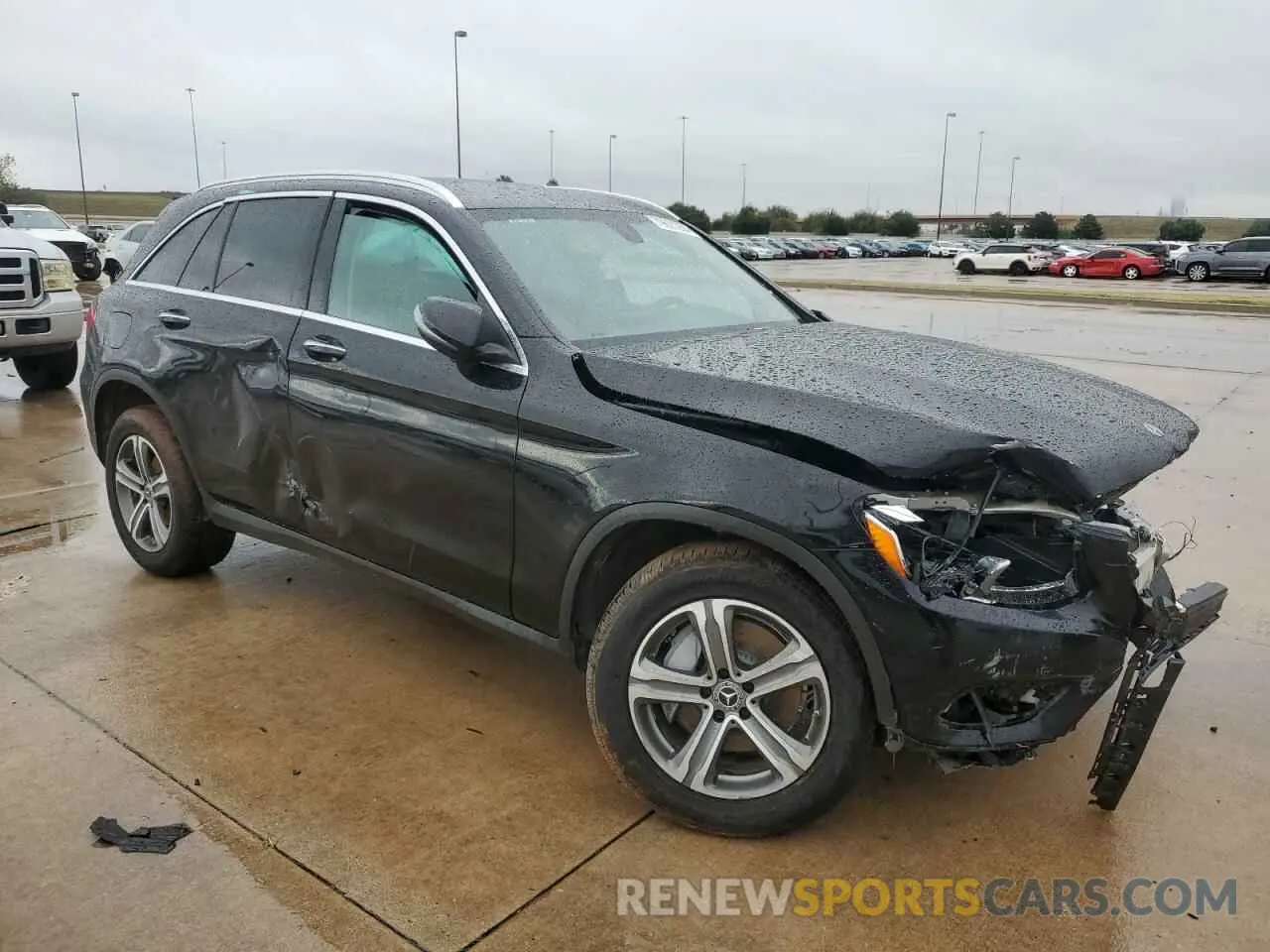 4 fotografías del automóvil dañado WDC0G4JB8KV133267 MERCEDES-BENZ GLC-CLASS 2019