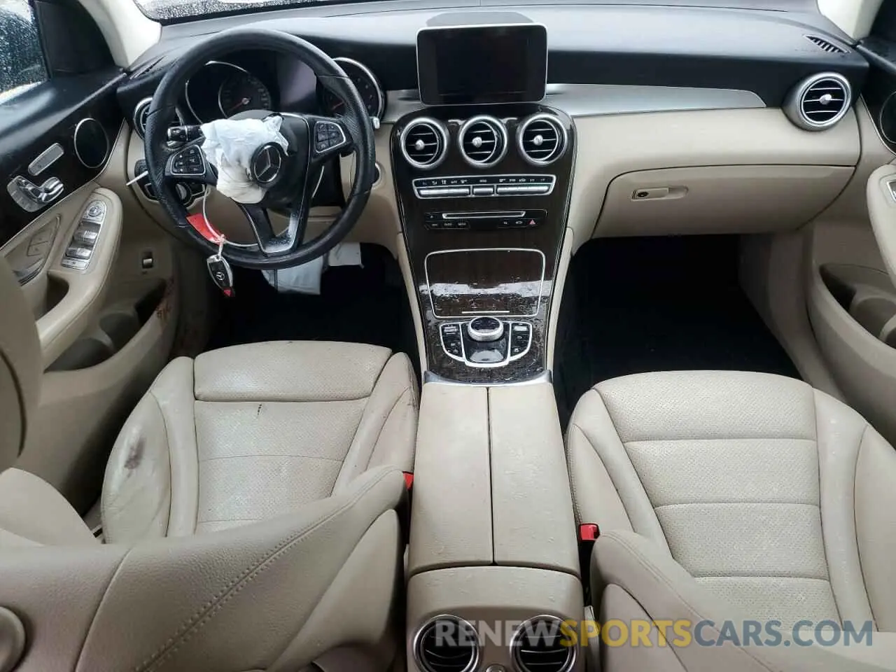 8 fotografías del automóvil dañado WDC0G4JB8KV133267 MERCEDES-BENZ GLC-CLASS 2019