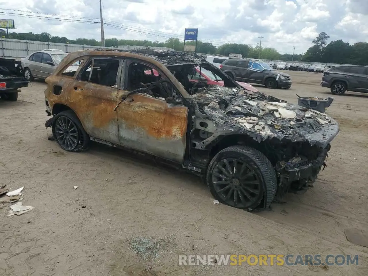 4 fotografías del automóvil dañado WDC0G4JB8KV196367 MERCEDES-BENZ GLC-CLASS 2019