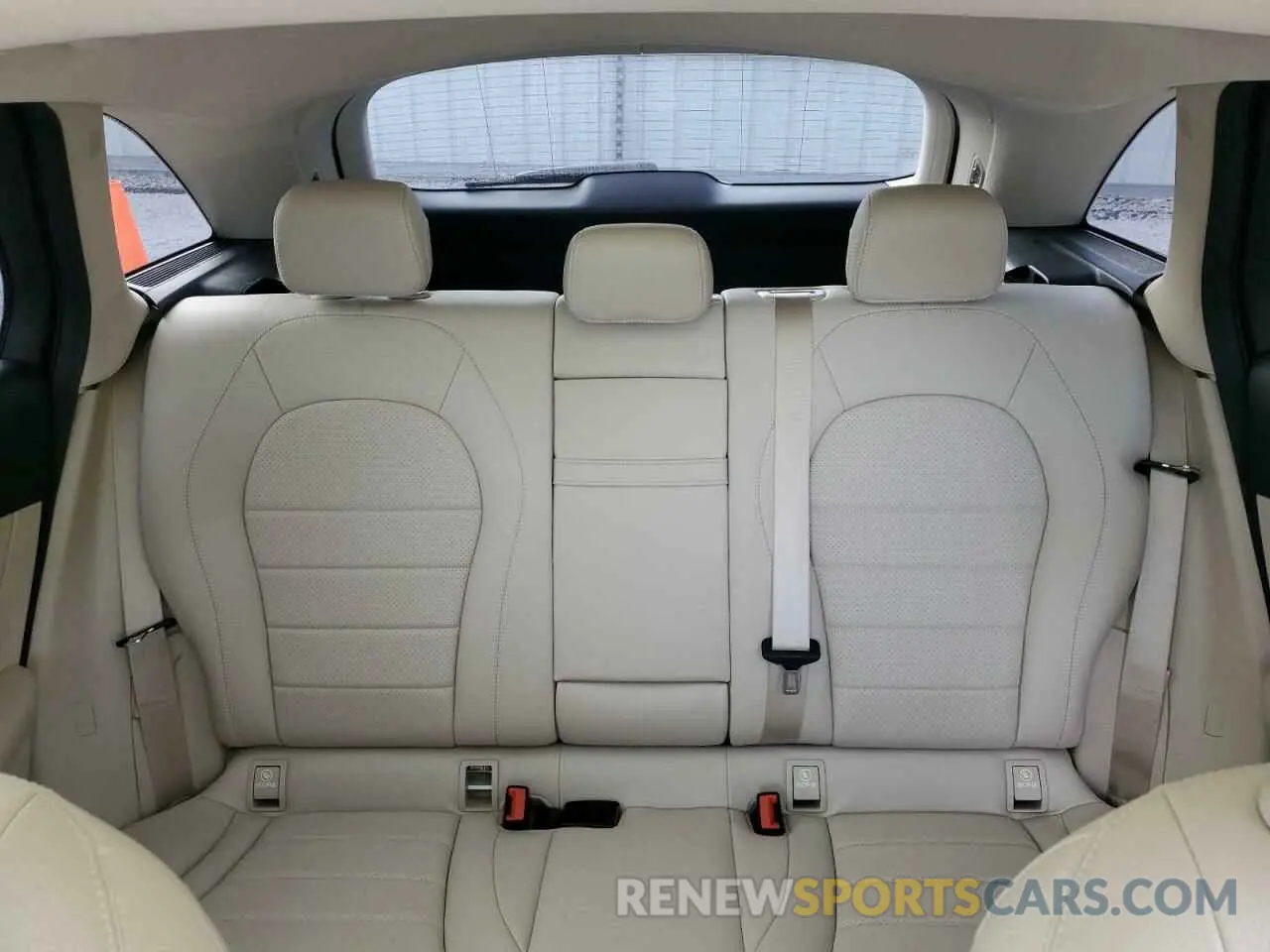 10 fotografías del automóvil dañado WDC0G4JB9KF611819 MERCEDES-BENZ GLC-CLASS 2019