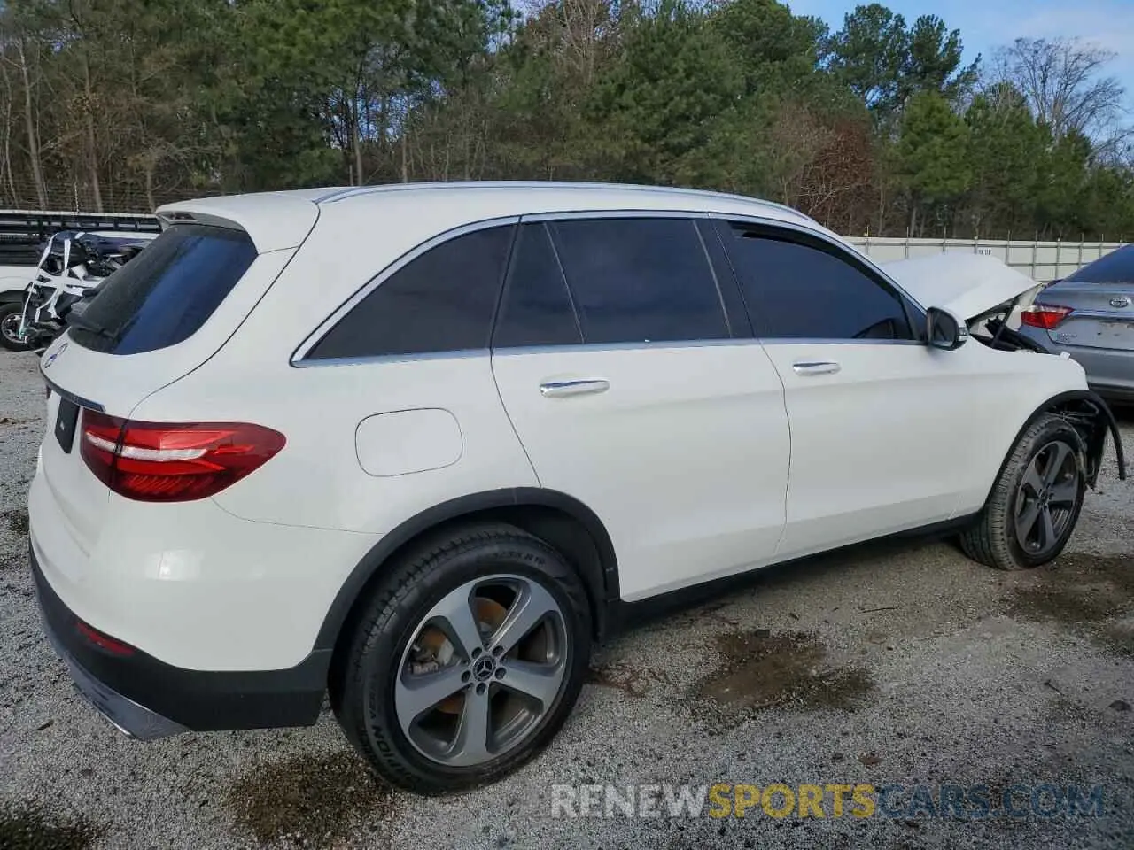 3 fotografías del automóvil dañado WDC0G4JB9KF611819 MERCEDES-BENZ GLC-CLASS 2019