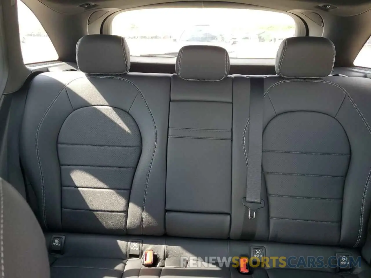 10 fotografías del automóvil dañado WDC0G4JB9KV127915 MERCEDES-BENZ GLC-CLASS 2019