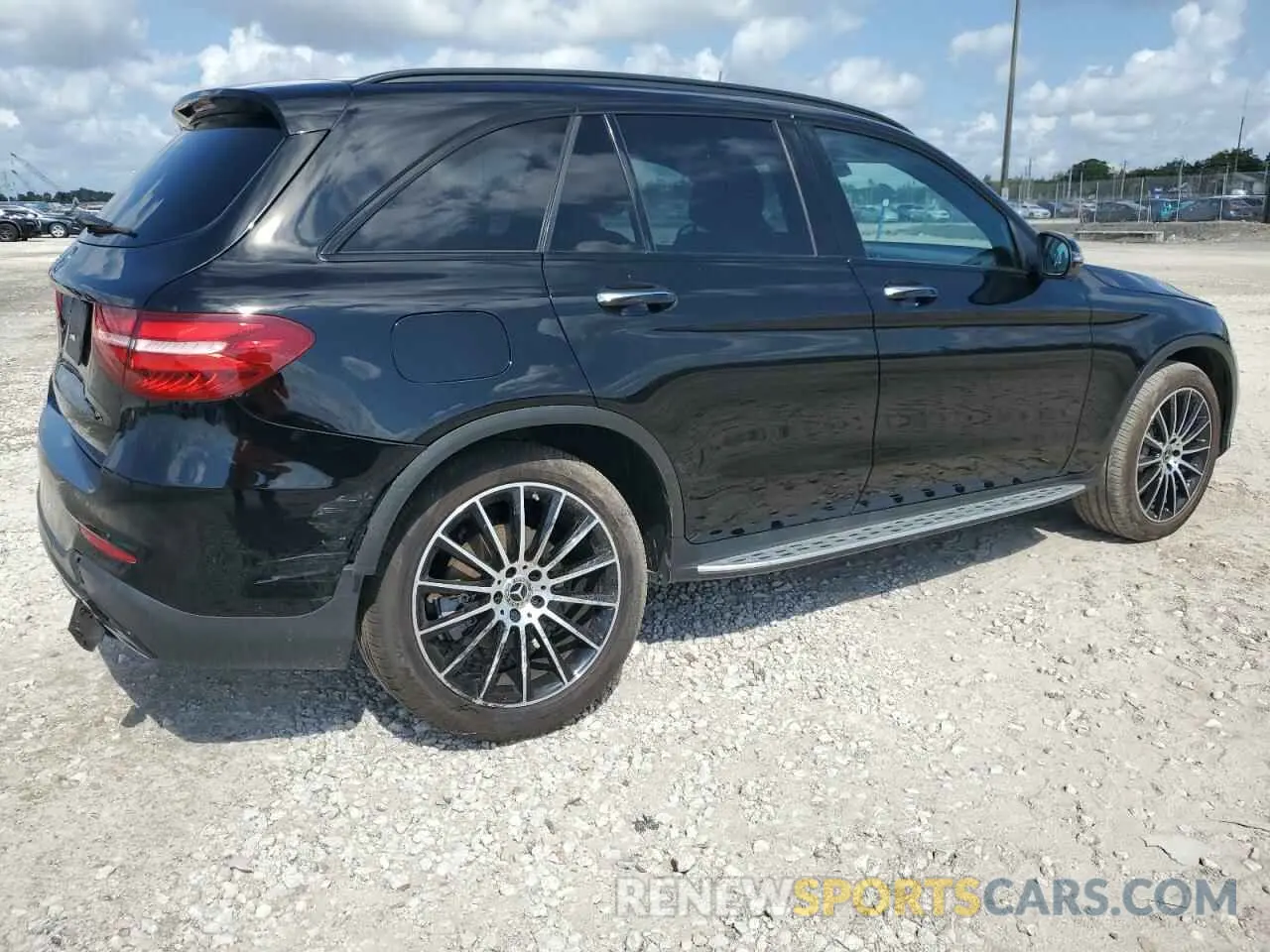 3 fotografías del automóvil dañado WDC0G4JB9KV127915 MERCEDES-BENZ GLC-CLASS 2019