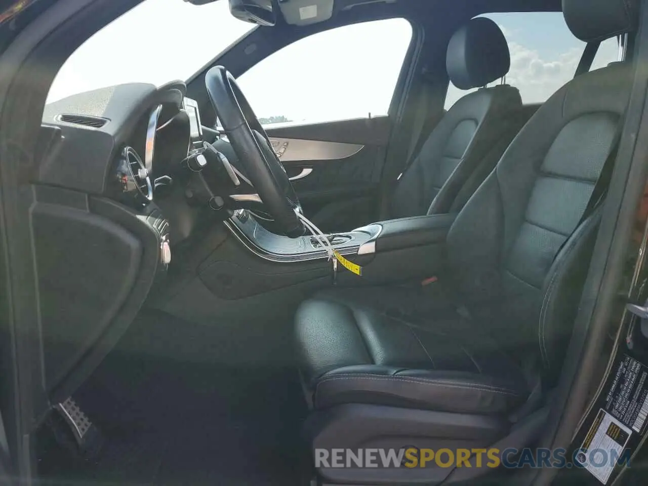 7 fotografías del automóvil dañado WDC0G4JB9KV127915 MERCEDES-BENZ GLC-CLASS 2019